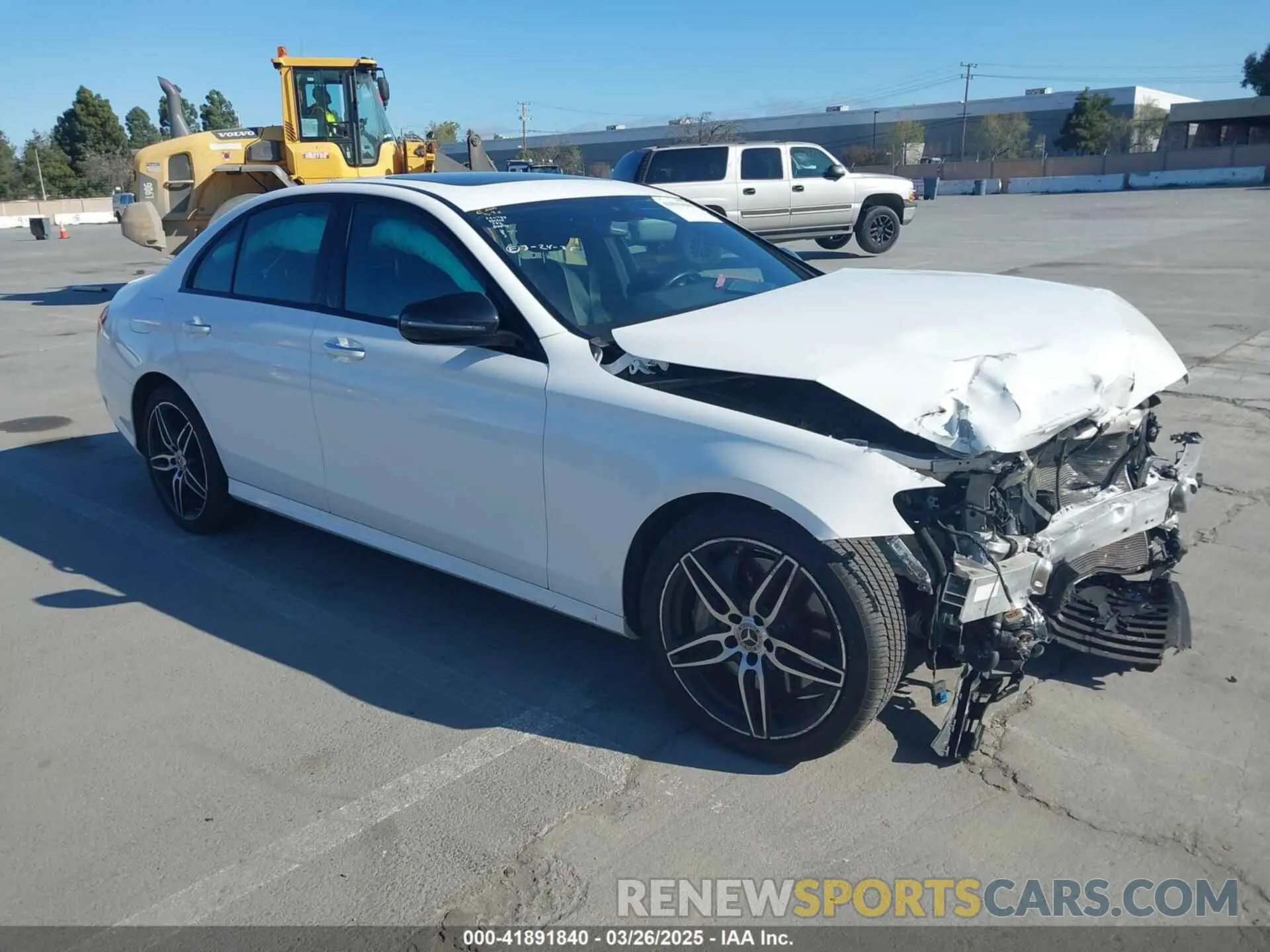 1 fotografías del automóvil dañado WDDZF4JB1KA686212 MERCEDES-BENZ E 300 2019