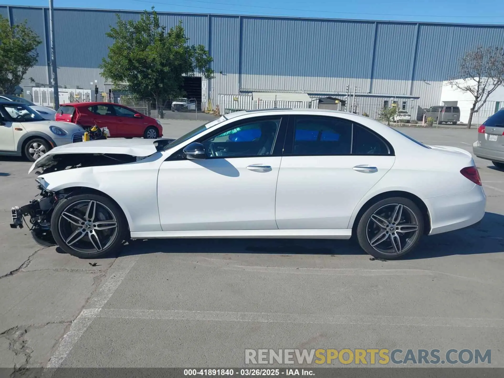 15 fotografías del automóvil dañado WDDZF4JB1KA686212 MERCEDES-BENZ E 300 2019