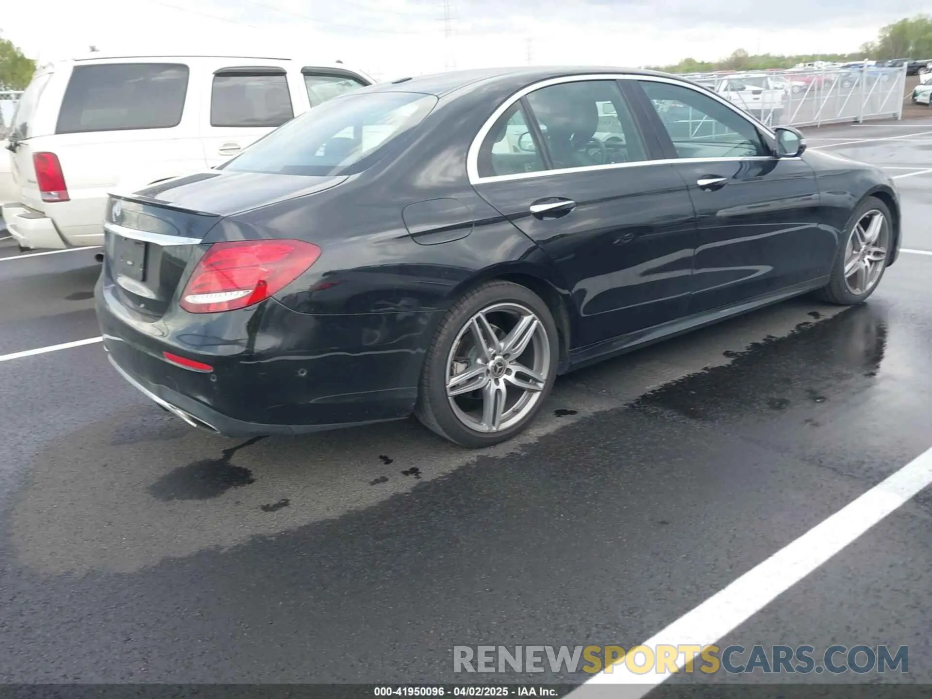 4 fotografías del automóvil dañado WDDZF4JB2KA490456 MERCEDES-BENZ E 300 2019