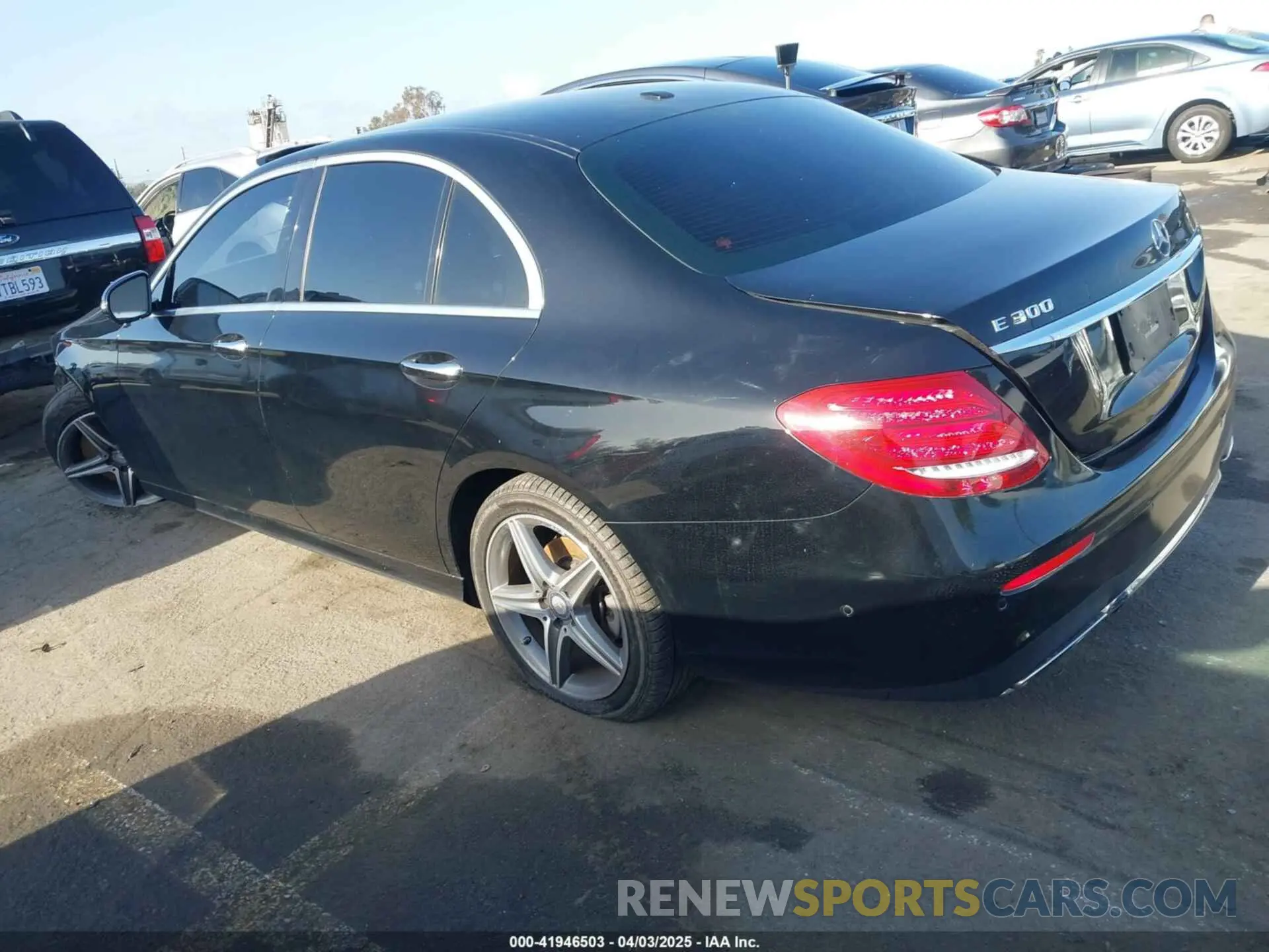 3 fotografías del automóvil dañado WDDZF4JB5KA522400 MERCEDES-BENZ E 300 2019