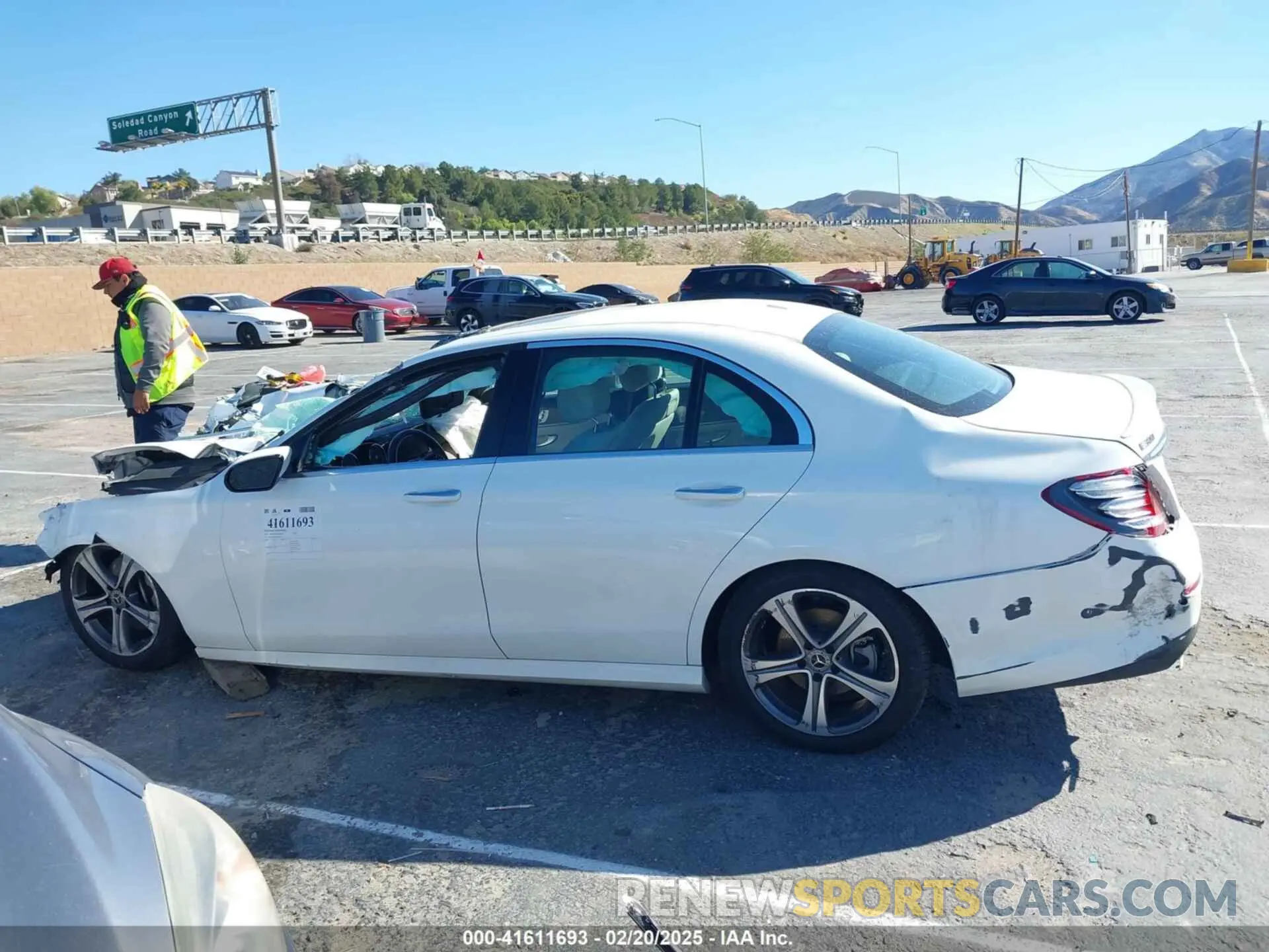 13 fotografías del automóvil dañado WDDZF4JB8KA505980 MERCEDES-BENZ E 300 2019