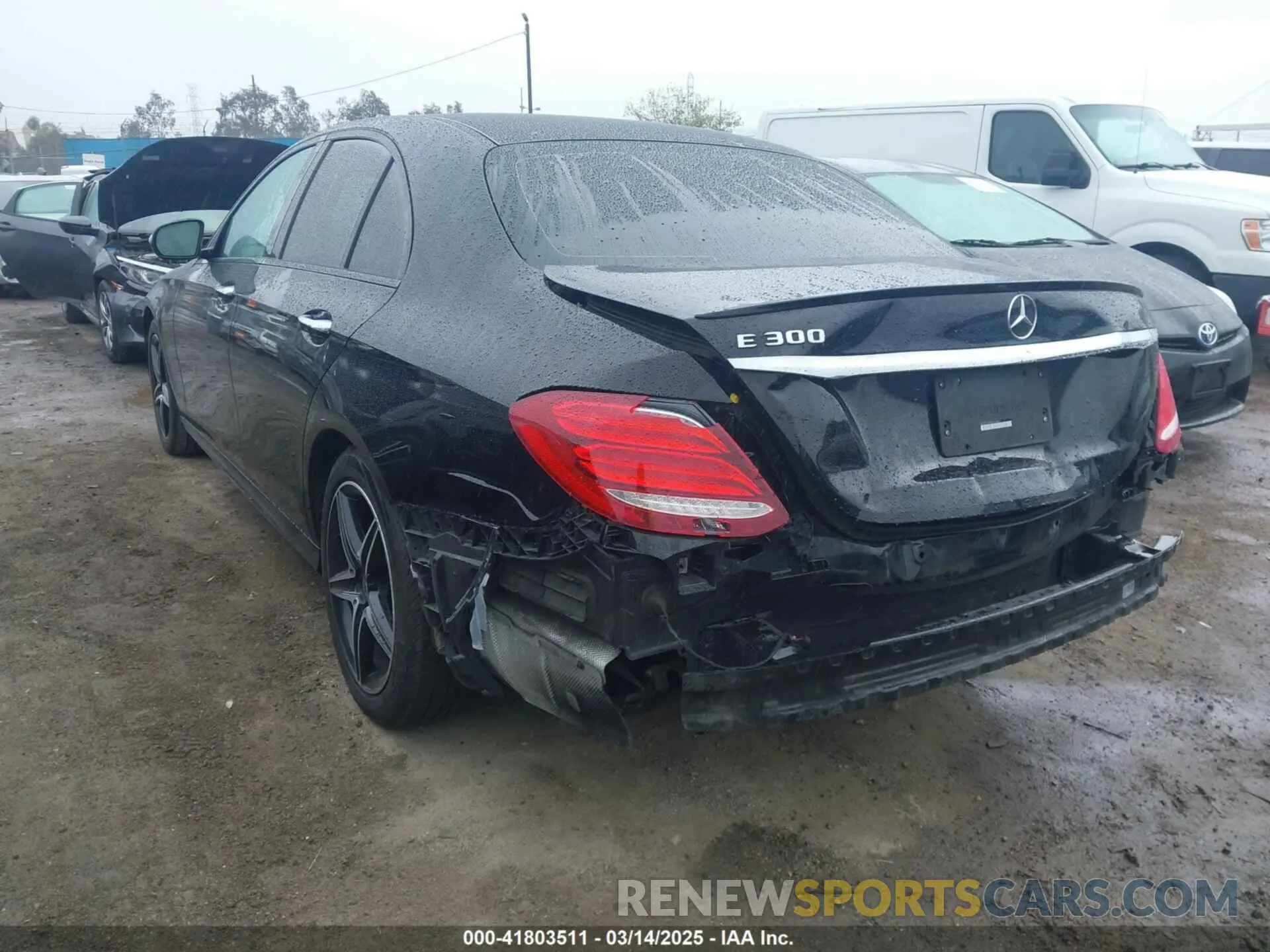 3 fotografías del automóvil dañado WDDZF4JB8KA526831 MERCEDES-BENZ E 300 2019