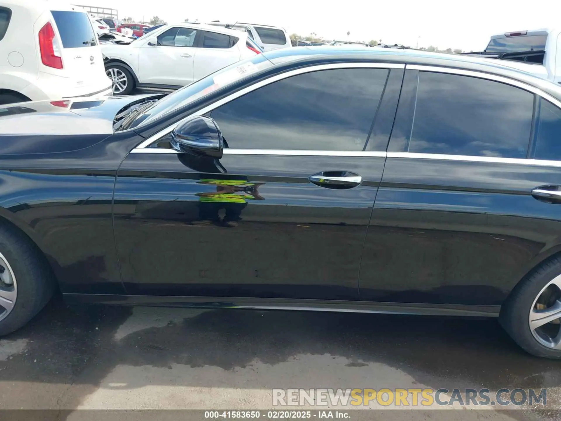 14 fotografías del automóvil dañado WDDZF4JBXKA549463 MERCEDES-BENZ E 300 2019