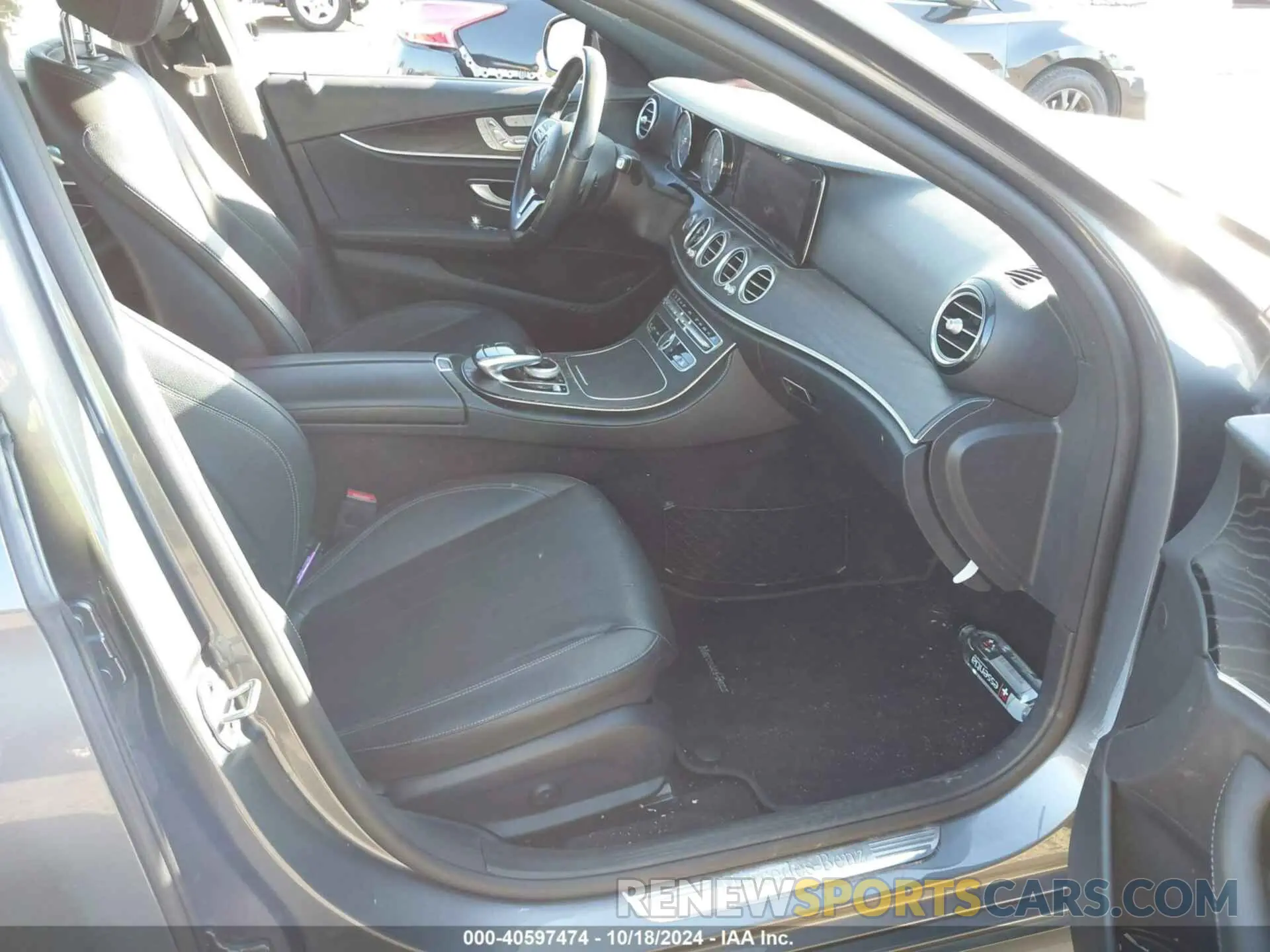 5 fotografías del automóvil dañado WDDZF4KB0KA512713 MERCEDES-BENZ E 300 2019