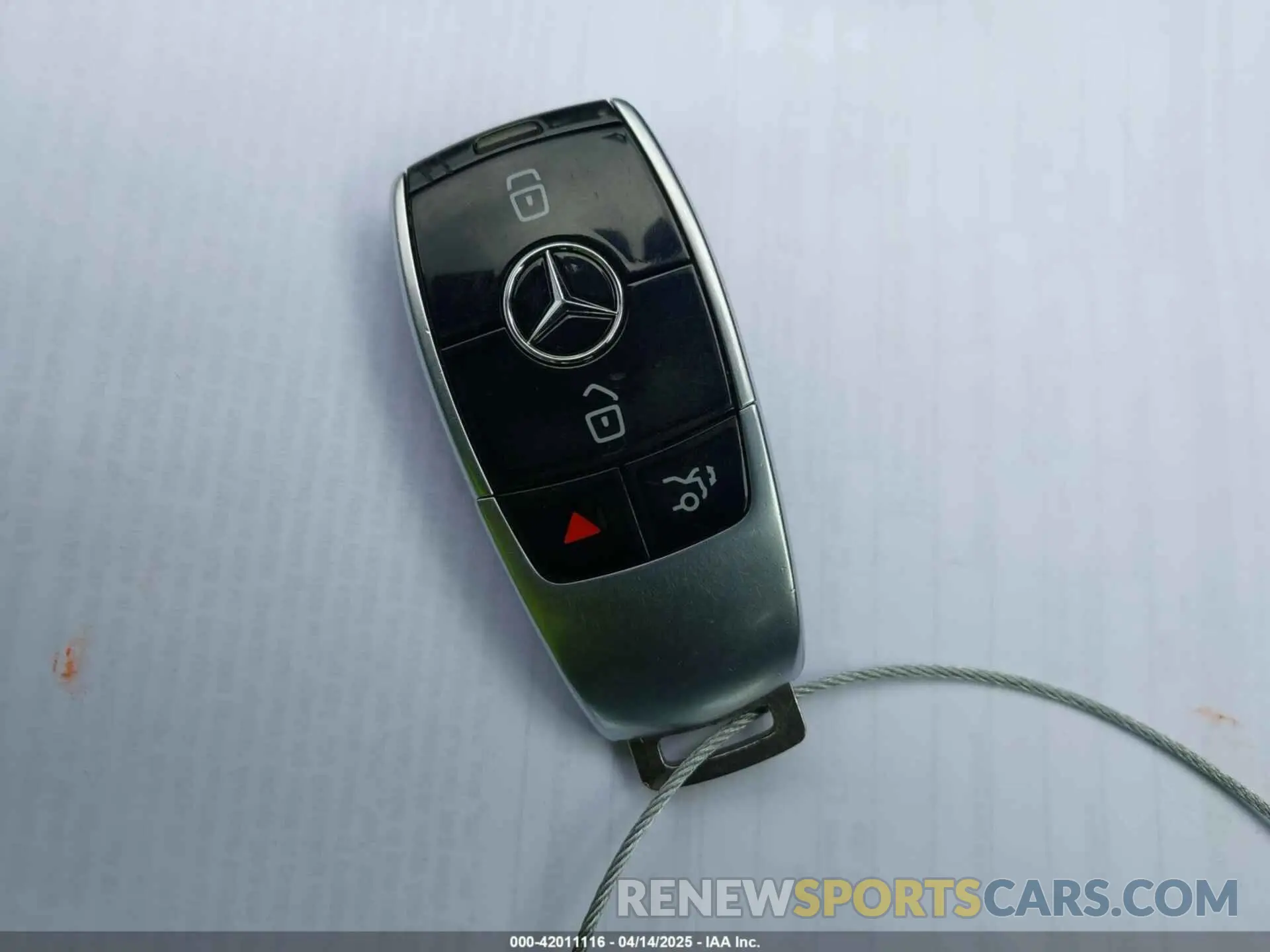 11 fotografías del automóvil dañado WDDZF4KB0KA545145 MERCEDES-BENZ E 300 2019