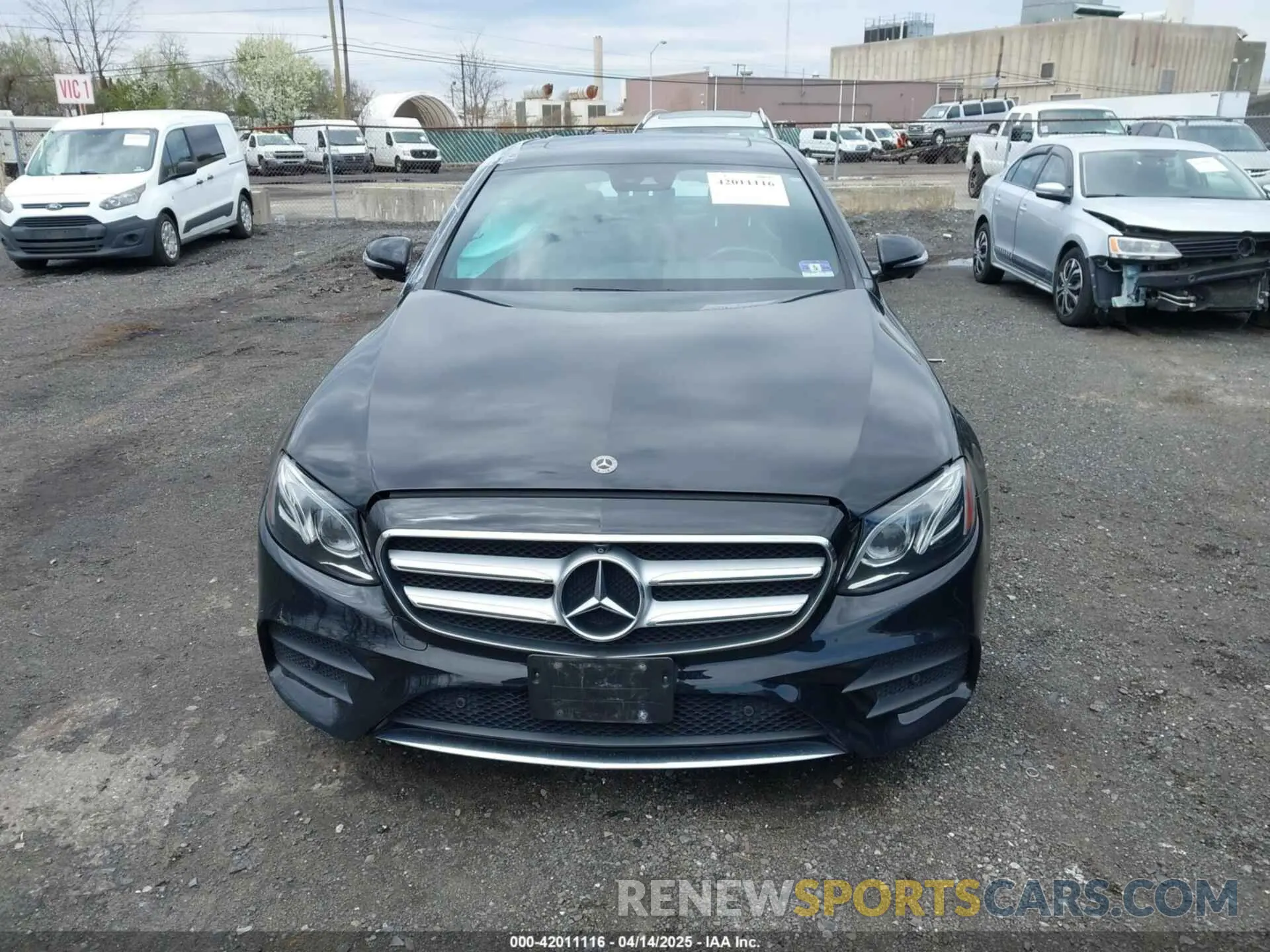 12 fotografías del automóvil dañado WDDZF4KB0KA545145 MERCEDES-BENZ E 300 2019