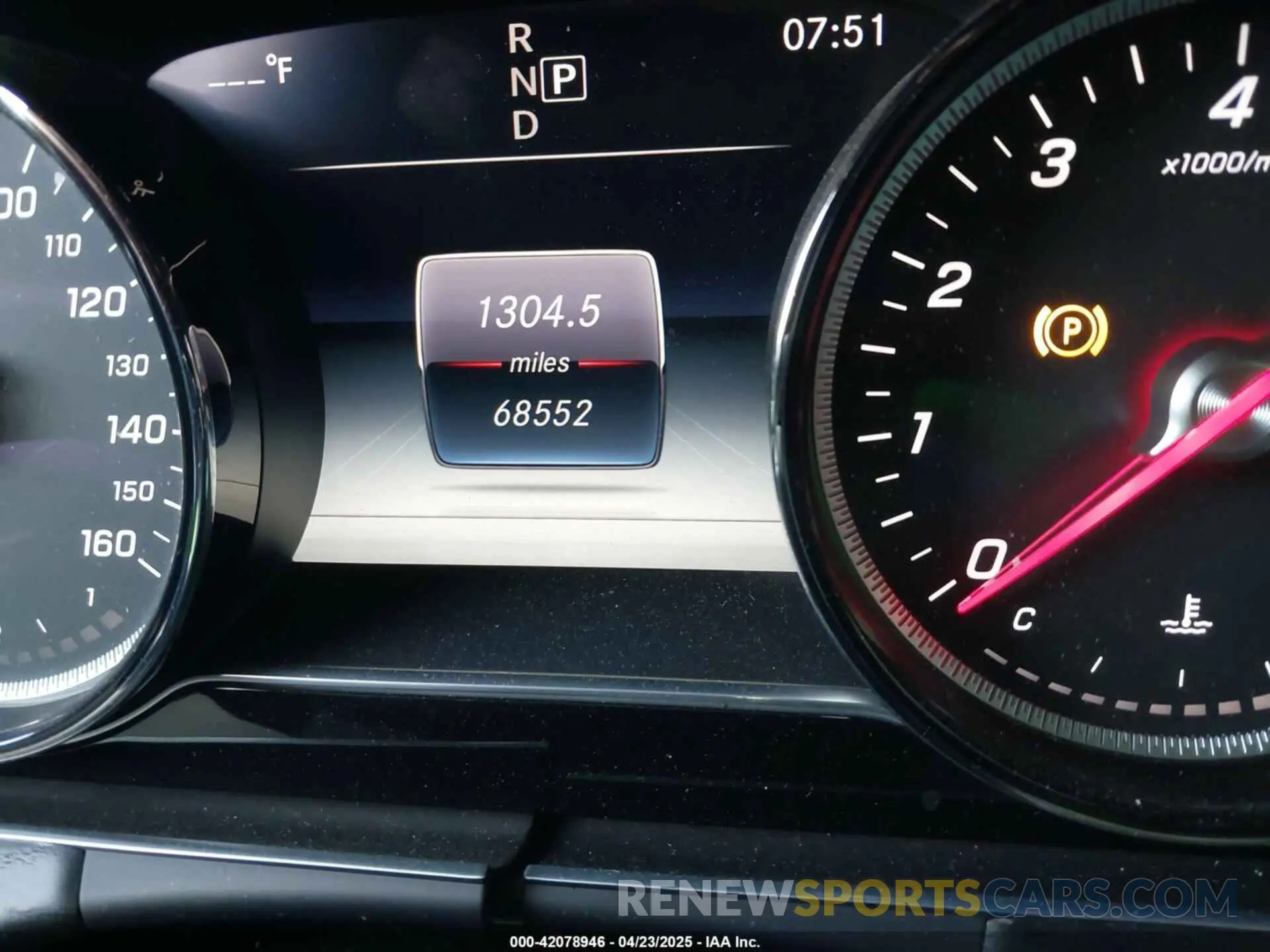 7 fotografías del automóvil dañado WDDZF4KB0KA588433 MERCEDES-BENZ E 300 2019