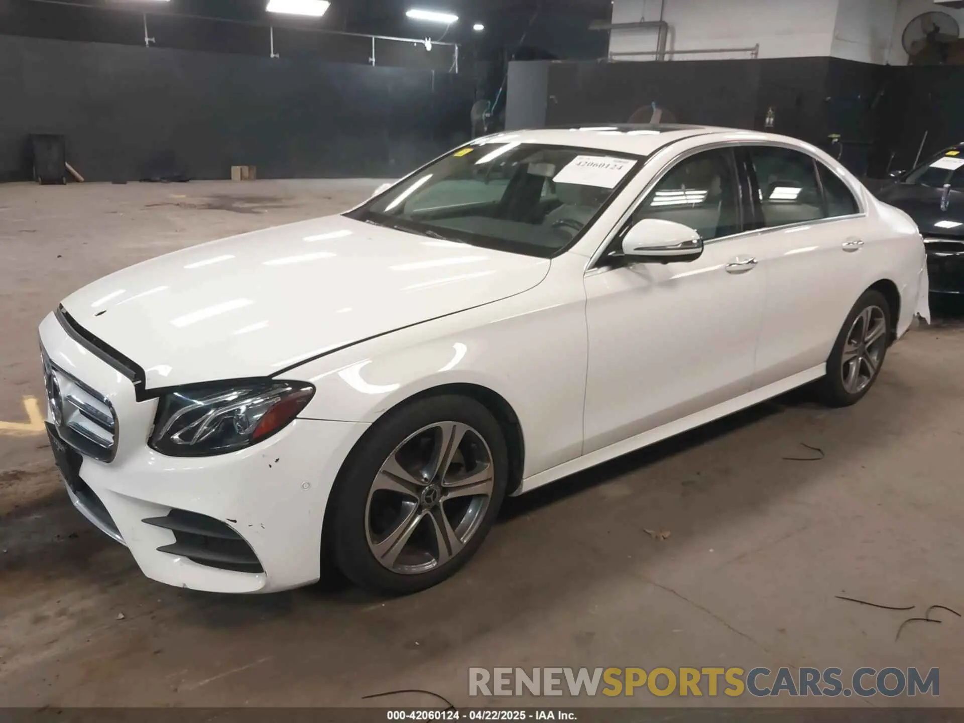 2 fotografías del automóvil dañado WDDZF4KB0KA595852 MERCEDES-BENZ E 300 2019