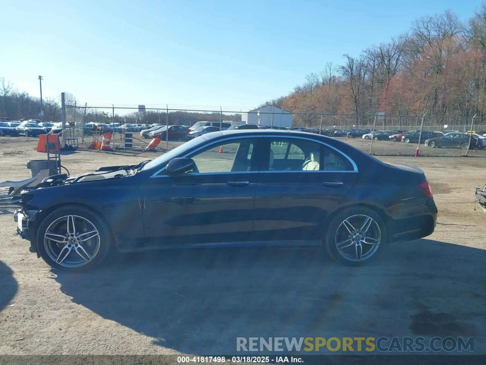 14 fotografías del automóvil dañado WDDZF4KB8KA592634 MERCEDES-BENZ E 300 2019