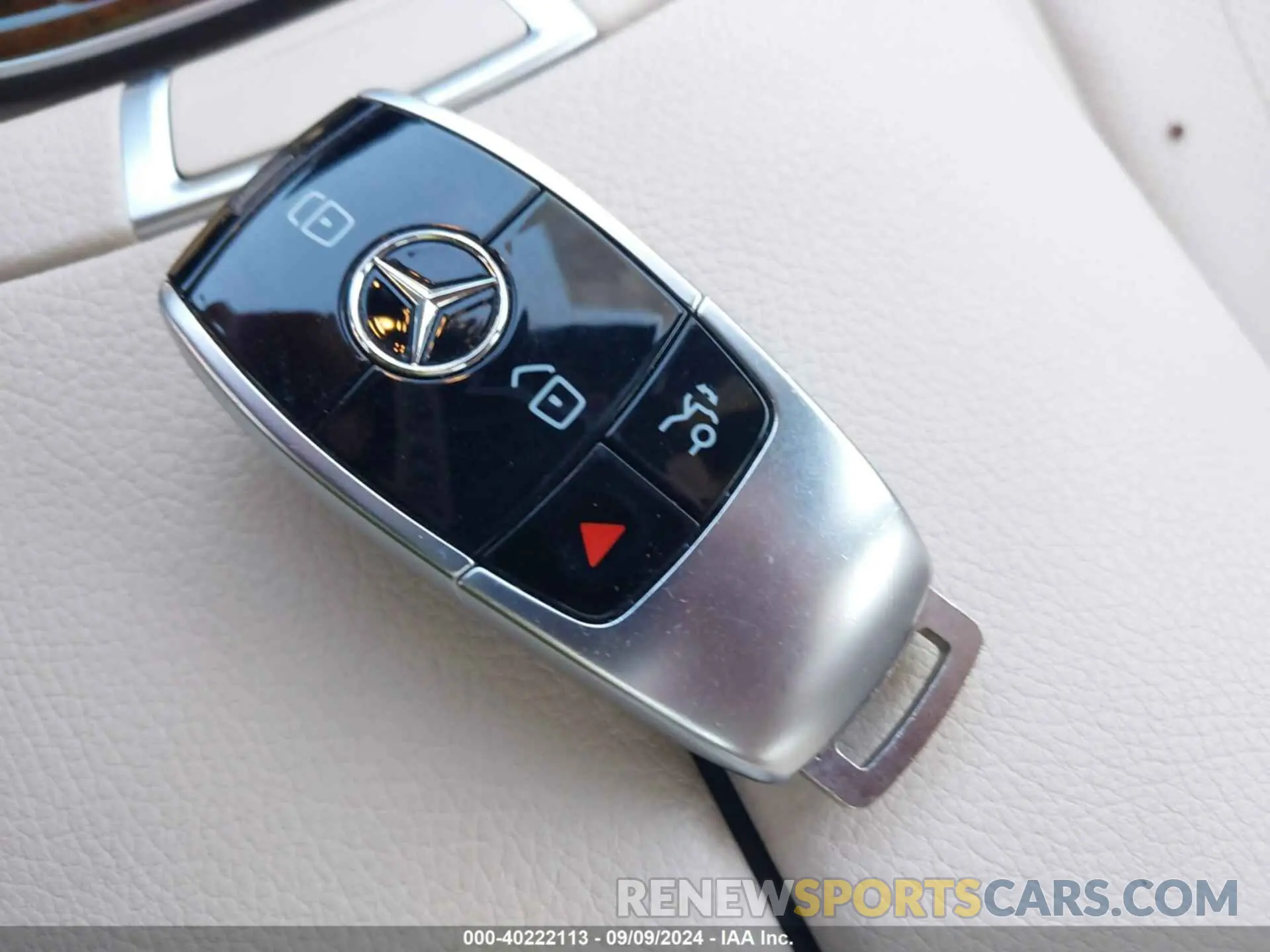 11 fotografías del automóvil dañado WDDZF4KBXKA570005 MERCEDES-BENZ E 300 2019