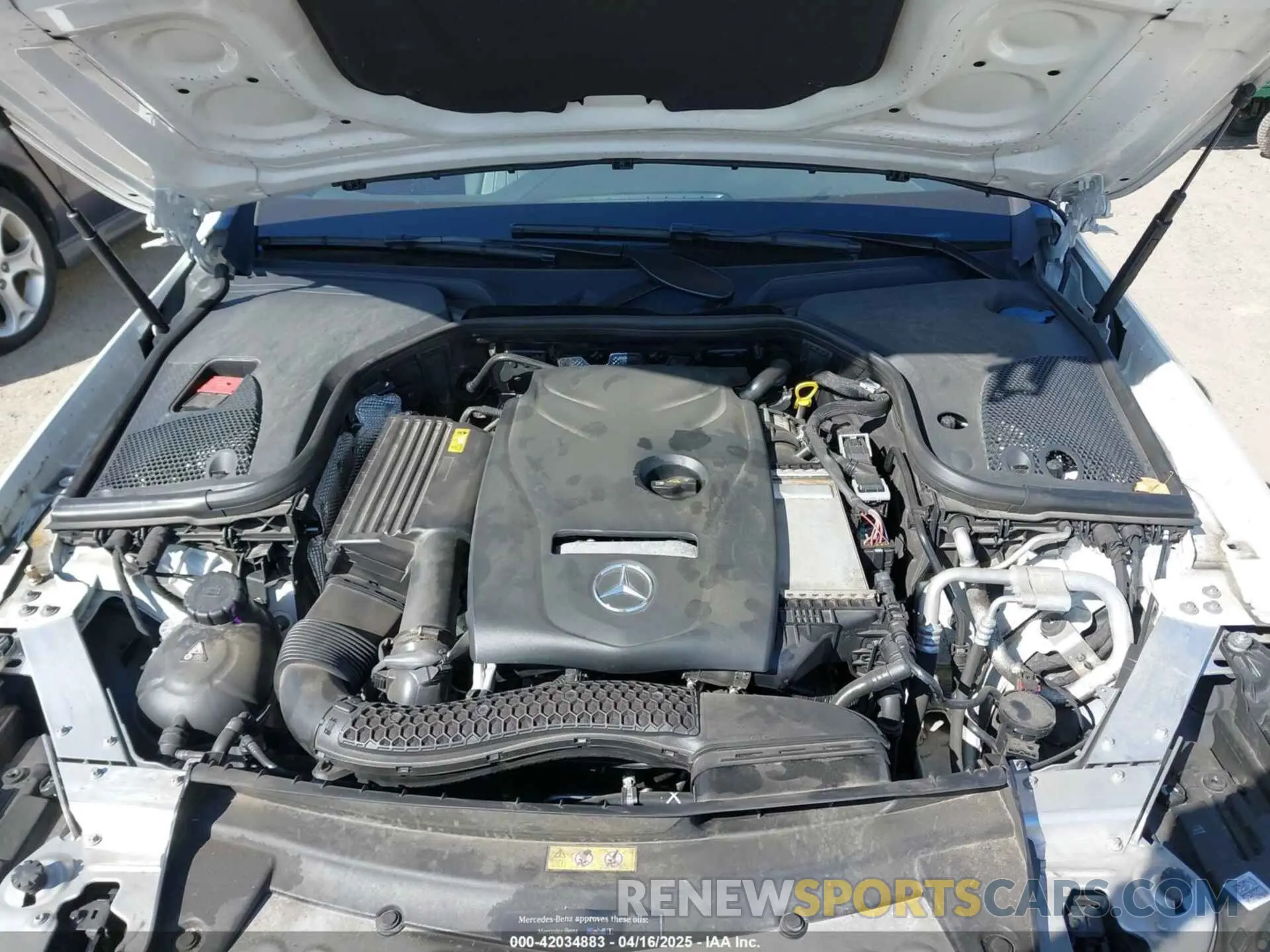 10 fotografías del automóvil dañado WDDZF4KBXKA592814 MERCEDES-BENZ E 300 2019