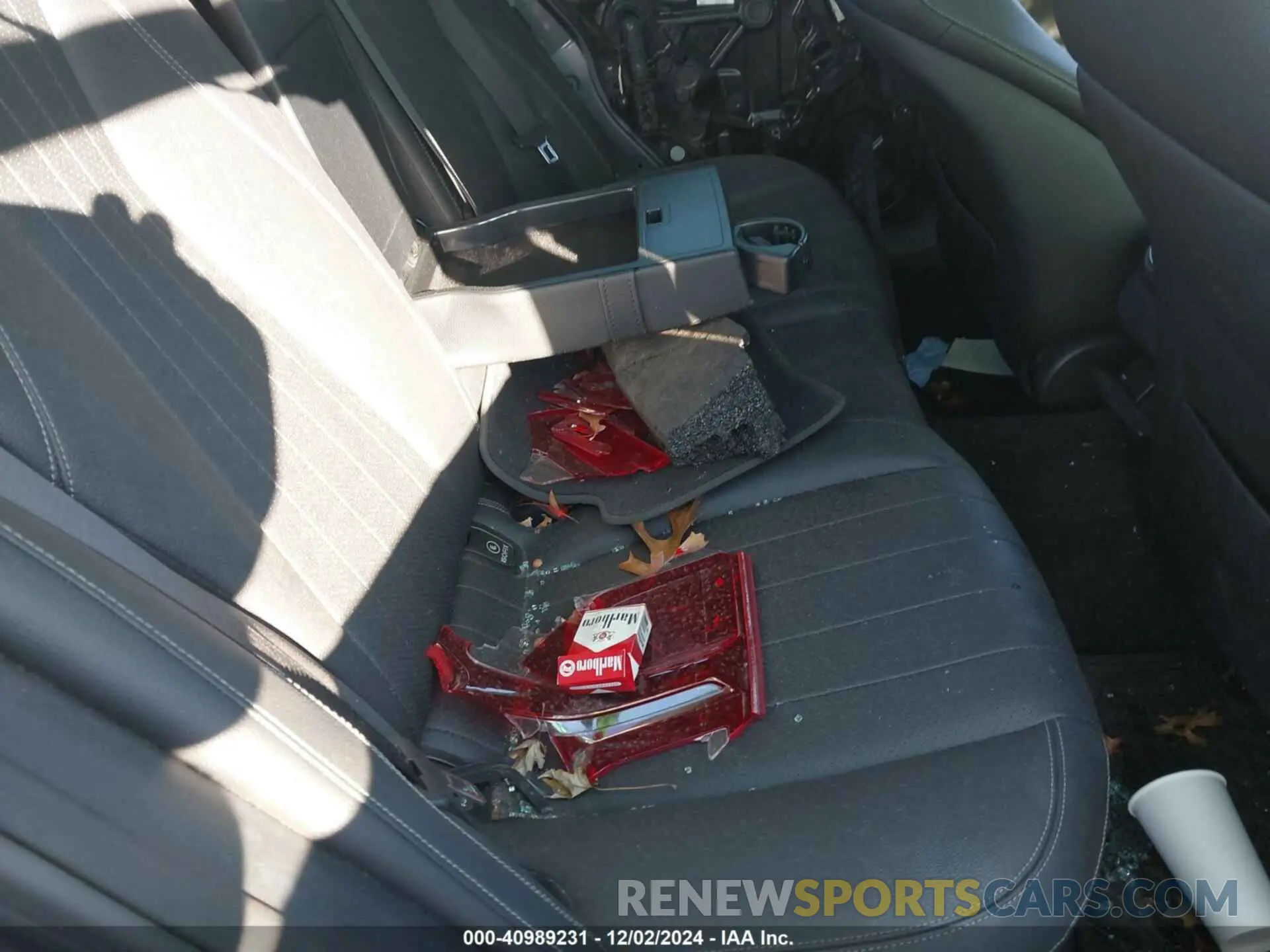 8 fotografías del automóvil dañado W1KZF8EB2LA831308 MERCEDES-BENZ E 350 2020
