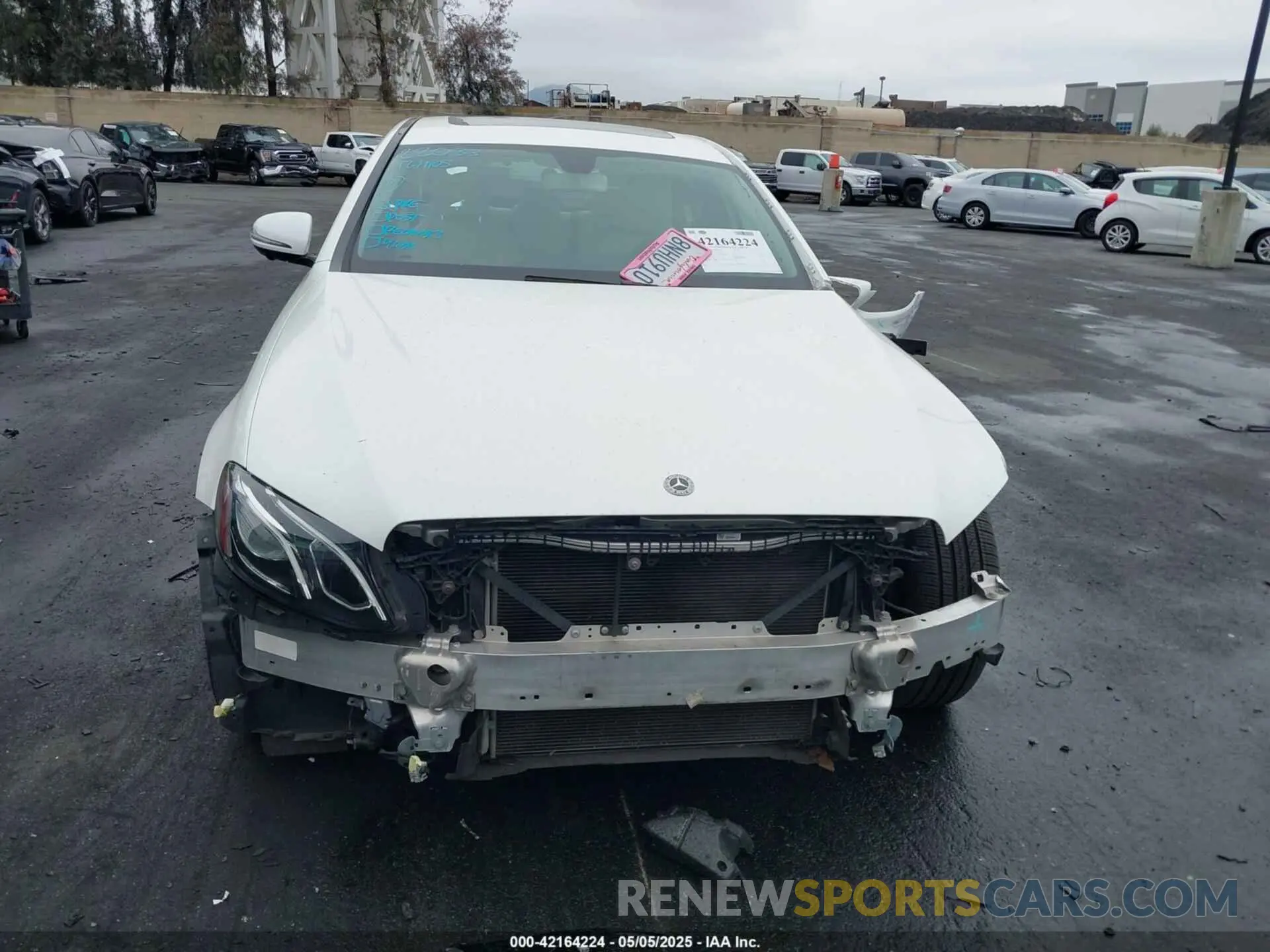 13 fotografías del automóvil dañado WDDZF8DB4LA745452 MERCEDES-BENZ E 350 2020