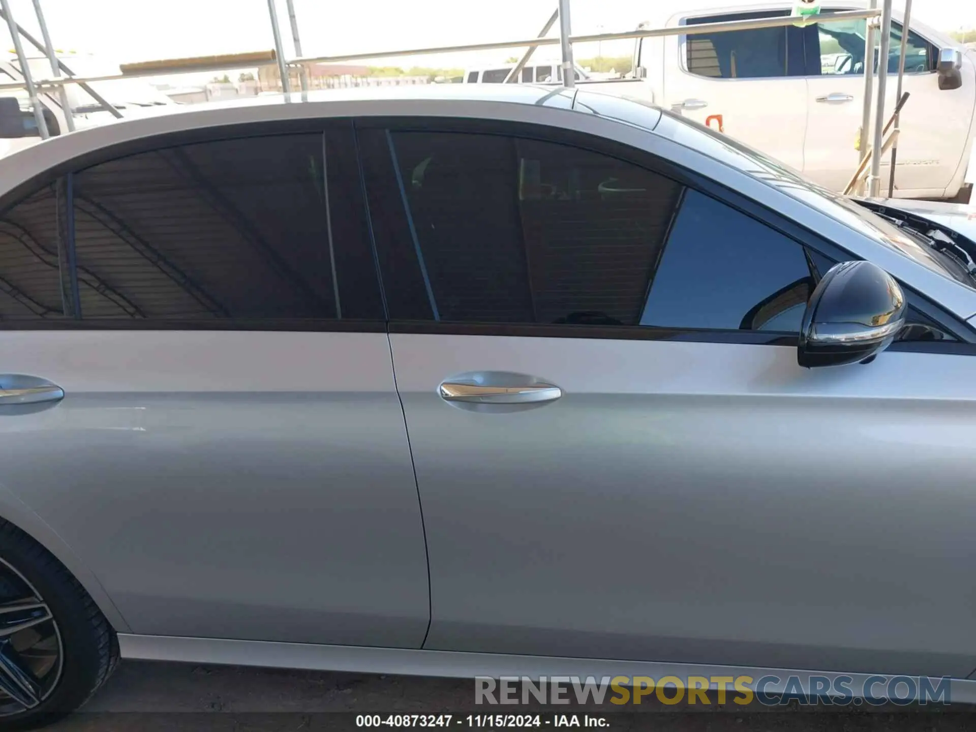 14 fotografías del automóvil dañado WDDZF8DB5LA711049 MERCEDES-BENZ E 350 2020