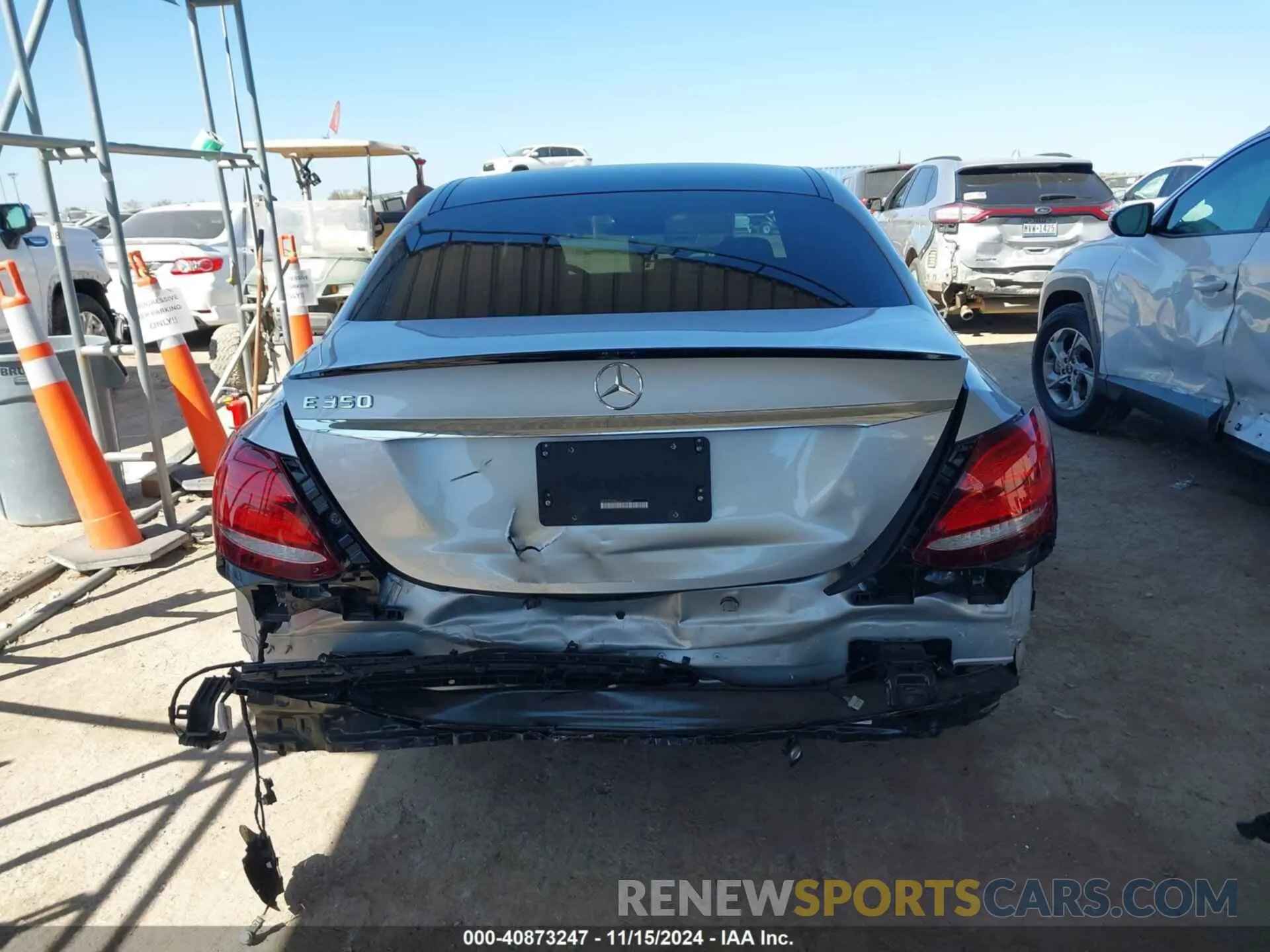 17 fotografías del automóvil dañado WDDZF8DB5LA711049 MERCEDES-BENZ E 350 2020