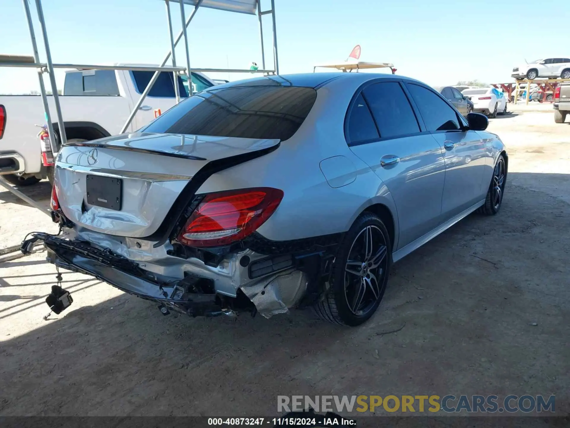 4 fotografías del automóvil dañado WDDZF8DB5LA711049 MERCEDES-BENZ E 350 2020