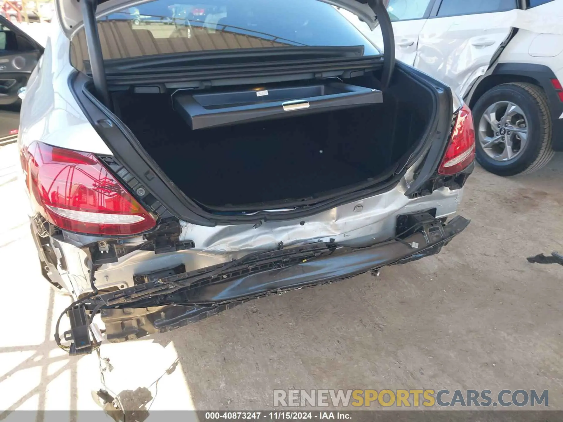 6 fotografías del automóvil dañado WDDZF8DB5LA711049 MERCEDES-BENZ E 350 2020
