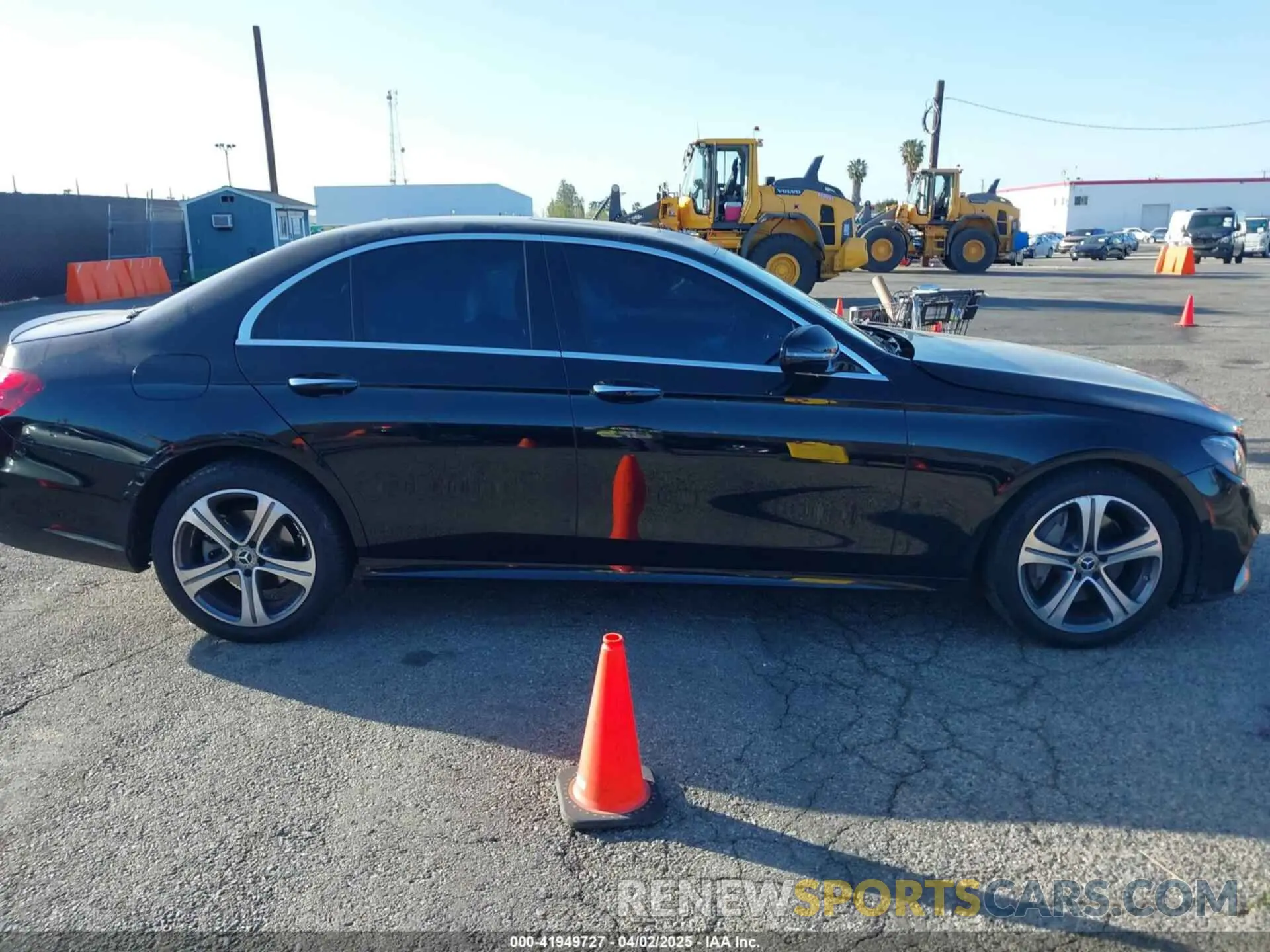 13 fotografías del automóvil dañado WDDZF8DB7LA712123 MERCEDES-BENZ E 350 2020