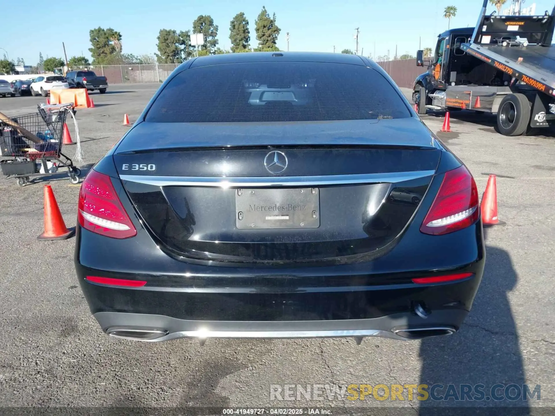 16 fotografías del automóvil dañado WDDZF8DB7LA712123 MERCEDES-BENZ E 350 2020