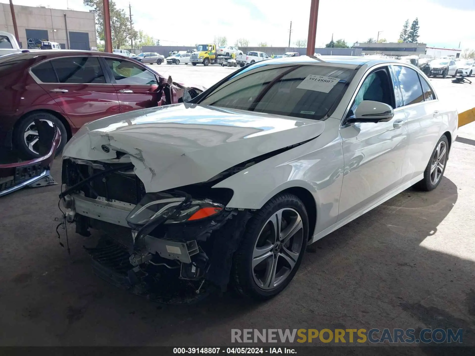 2 fotografías del automóvil dañado WDDZF8DB9LA747522 MERCEDES-BENZ E 350 2020