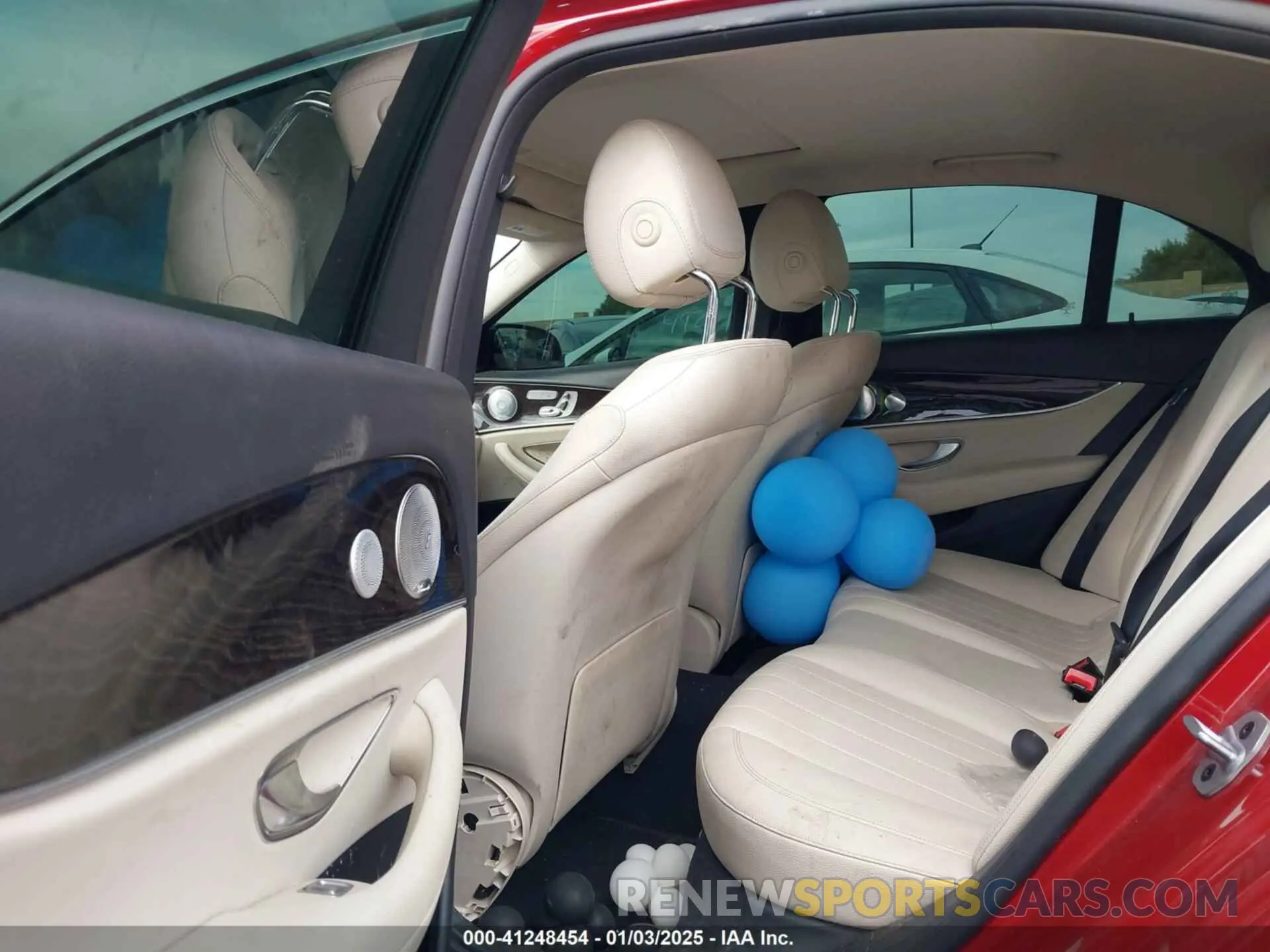 8 fotografías del automóvil dañado WDDZF8DBXLA704257 MERCEDES-BENZ E 350 2020