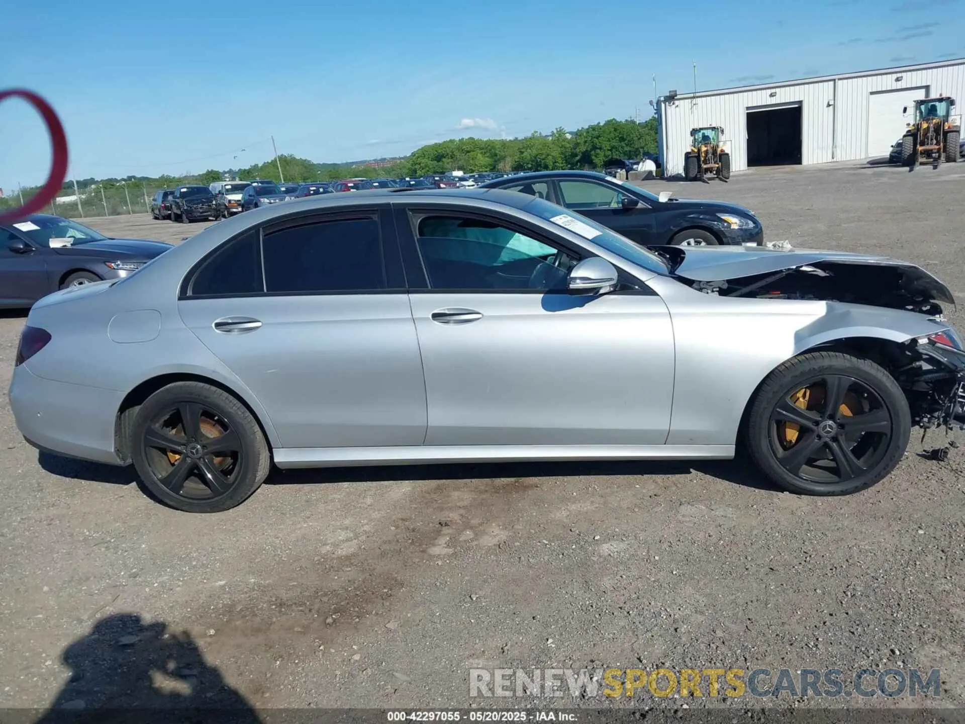 13 fotografías del automóvil dañado WDDZF8EB4LA703331 MERCEDES-BENZ E 350 2020