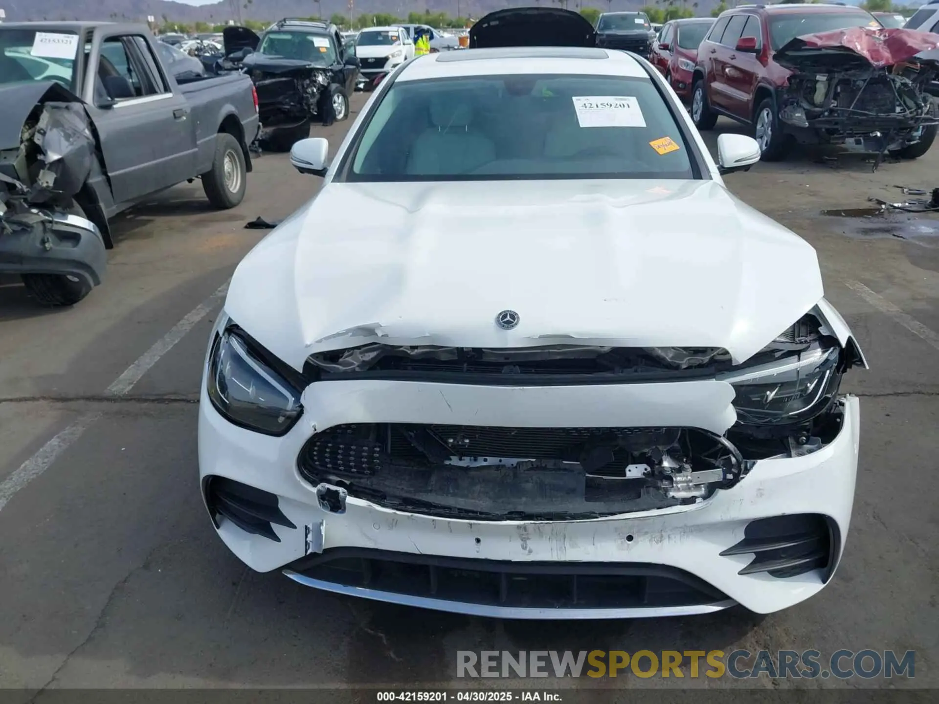 12 fotografías del automóvil dañado W1KZF8DB0MA874452 MERCEDES-BENZ E 350 2021