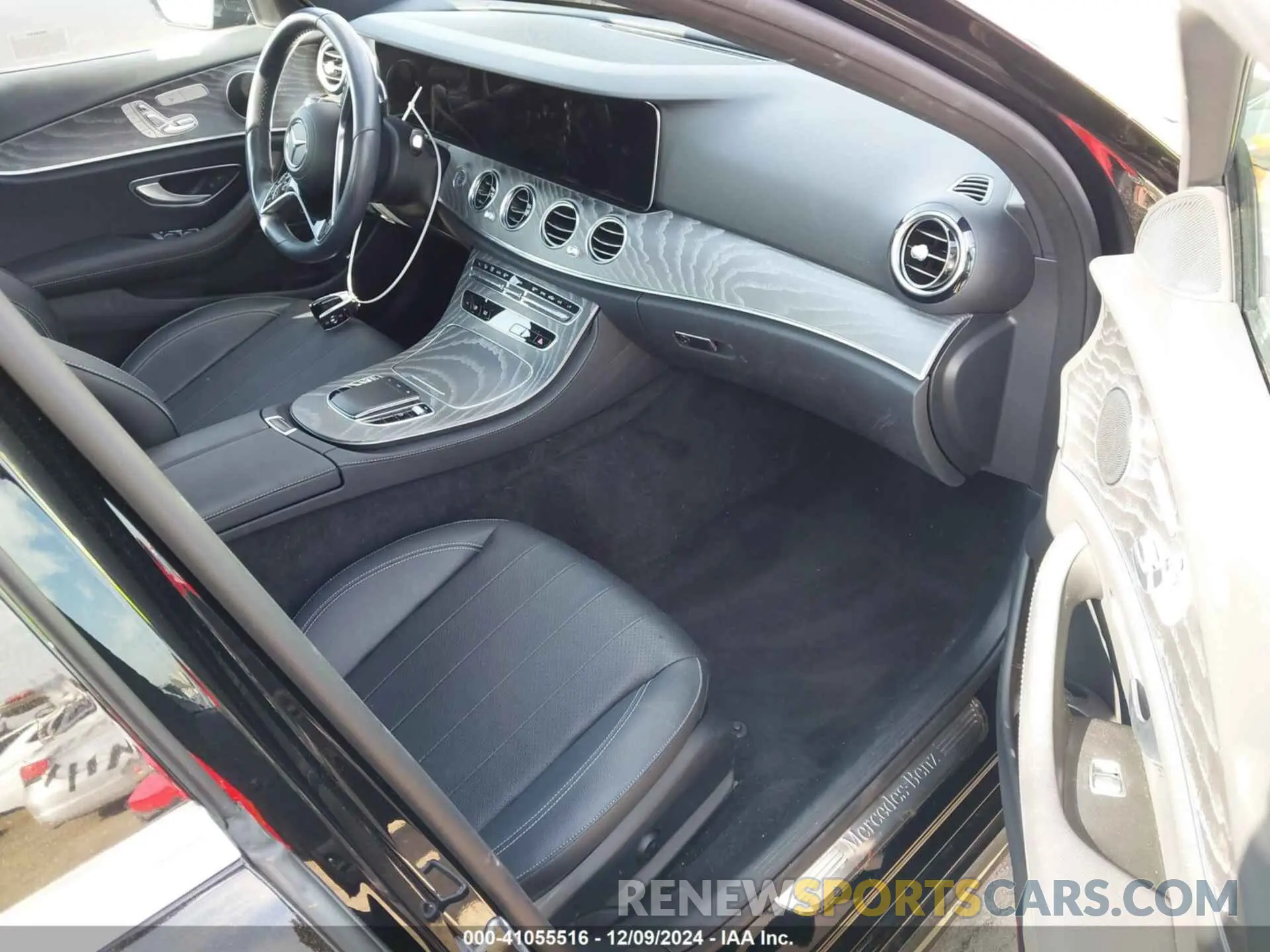5 fotografías del automóvil dañado W1KZF8DB2MA906446 MERCEDES-BENZ E 350 2021