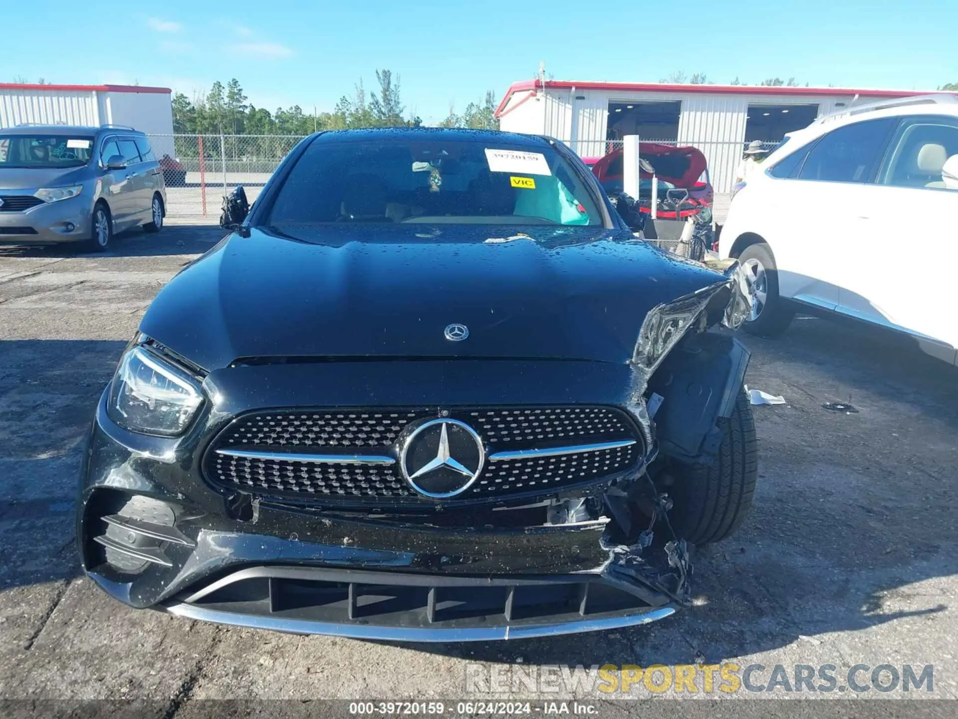 12 fotografías del automóvil dañado W1KZF8DB3MA920338 MERCEDES-BENZ E 350 2021