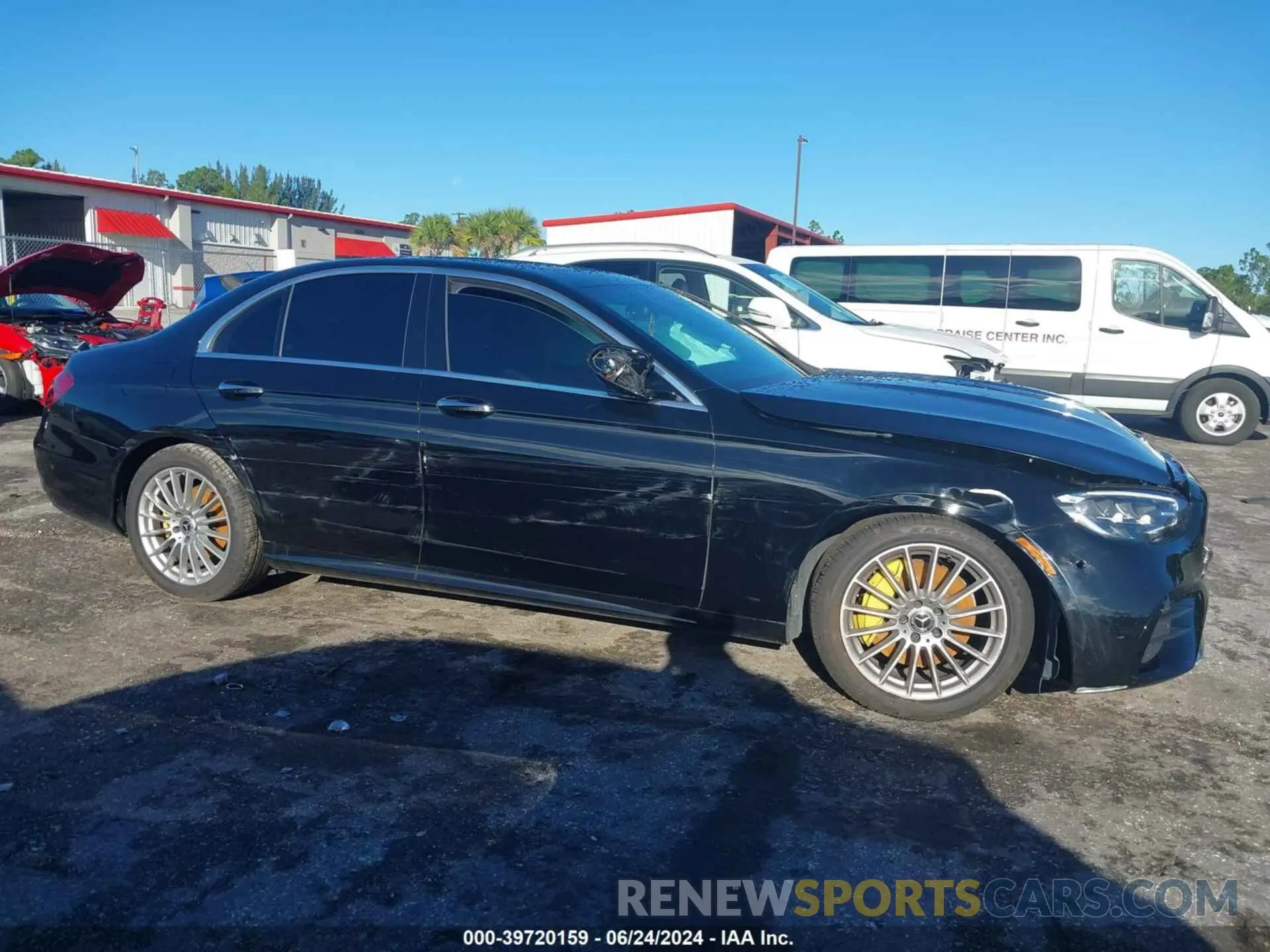 13 fotografías del automóvil dañado W1KZF8DB3MA920338 MERCEDES-BENZ E 350 2021