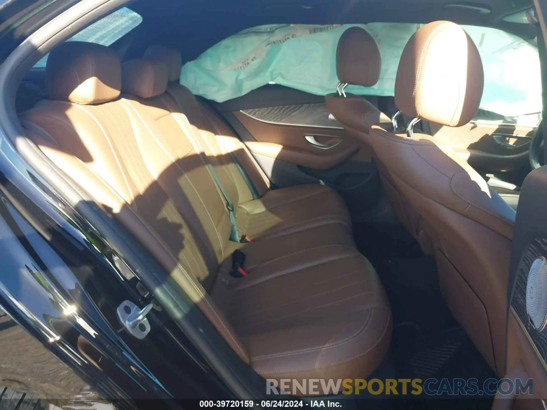 8 fotografías del automóvil dañado W1KZF8DB3MA920338 MERCEDES-BENZ E 350 2021