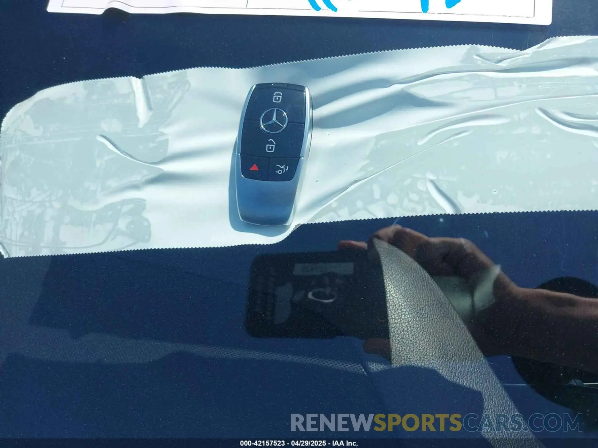 11 fotografías del automóvil dañado W1KZF8DB5MA971128 MERCEDES-BENZ E 350 2021