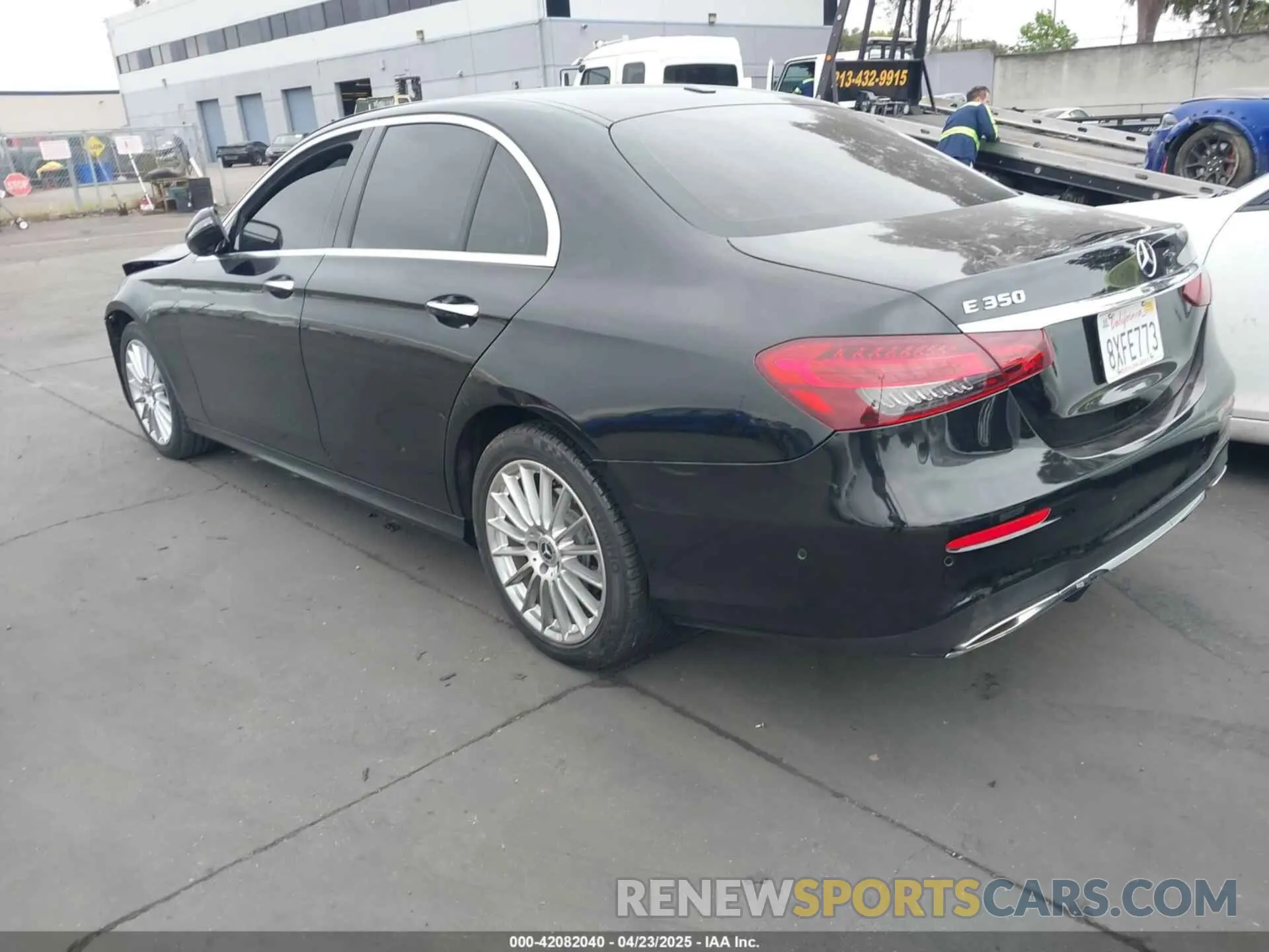 3 fotografías del automóvil dañado W1KZF8DB5MA981044 MERCEDES-BENZ E 350 2021