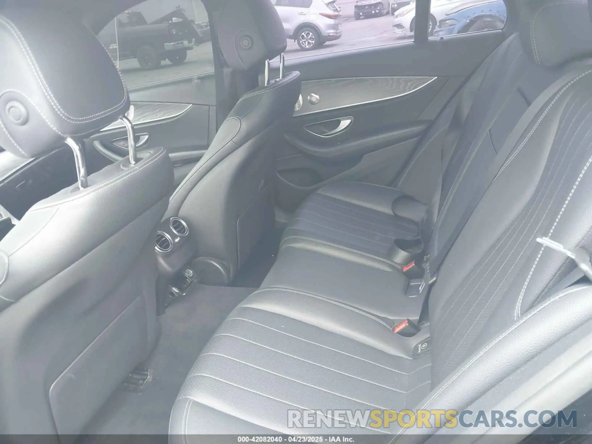 8 fotografías del automóvil dañado W1KZF8DB5MA981044 MERCEDES-BENZ E 350 2021