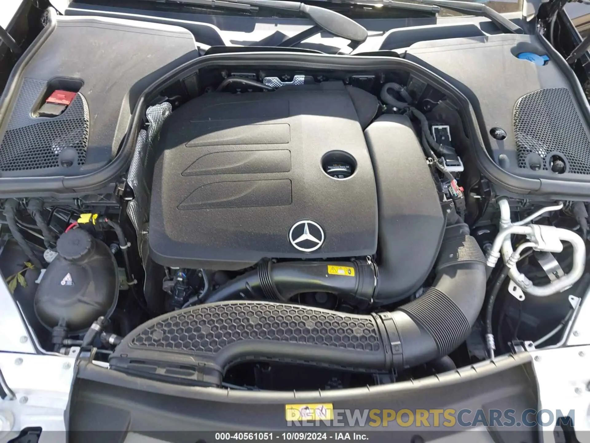 10 fotografías del automóvil dañado W1KZF8EB4MA925689 MERCEDES-BENZ E 350 2021