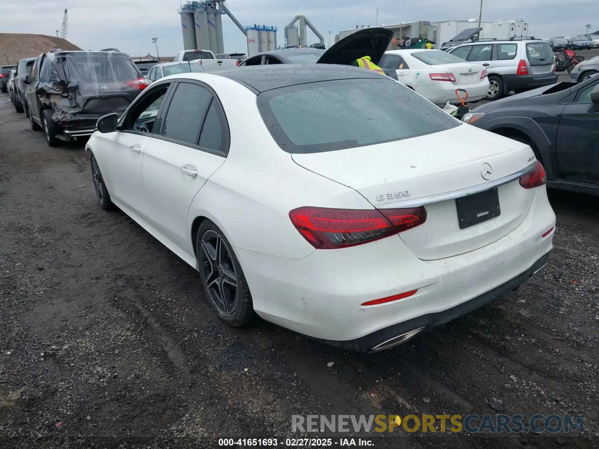 3 fotografías del automóvil dañado W1KZF8EB6MB001569 MERCEDES-BENZ E 350 2021