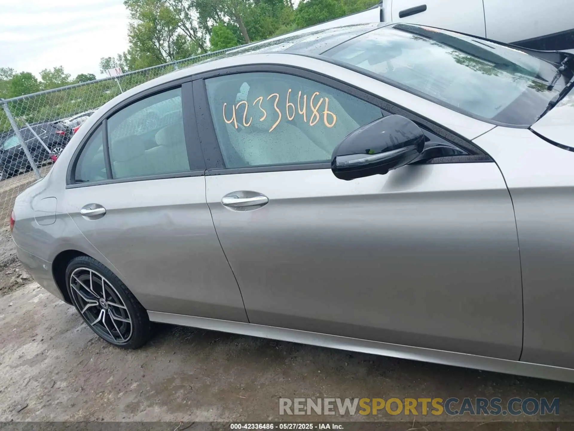 13 fotografías del automóvil dañado W1KZF8EB7MA897581 MERCEDES-BENZ E 350 2021