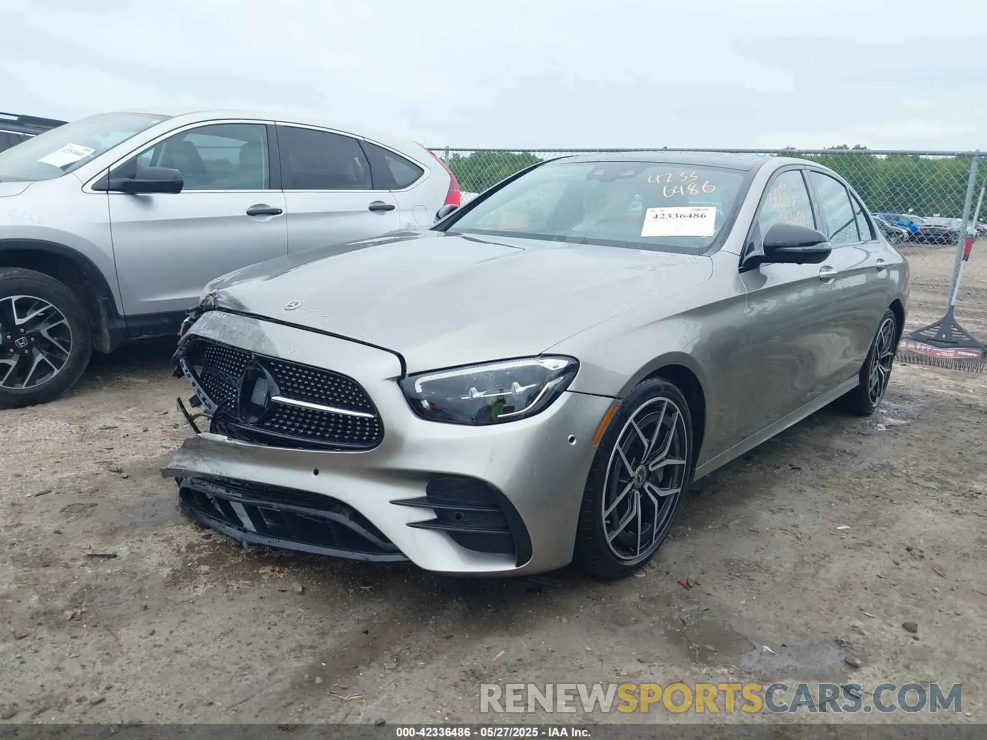 2 fotografías del automóvil dañado W1KZF8EB7MA897581 MERCEDES-BENZ E 350 2021
