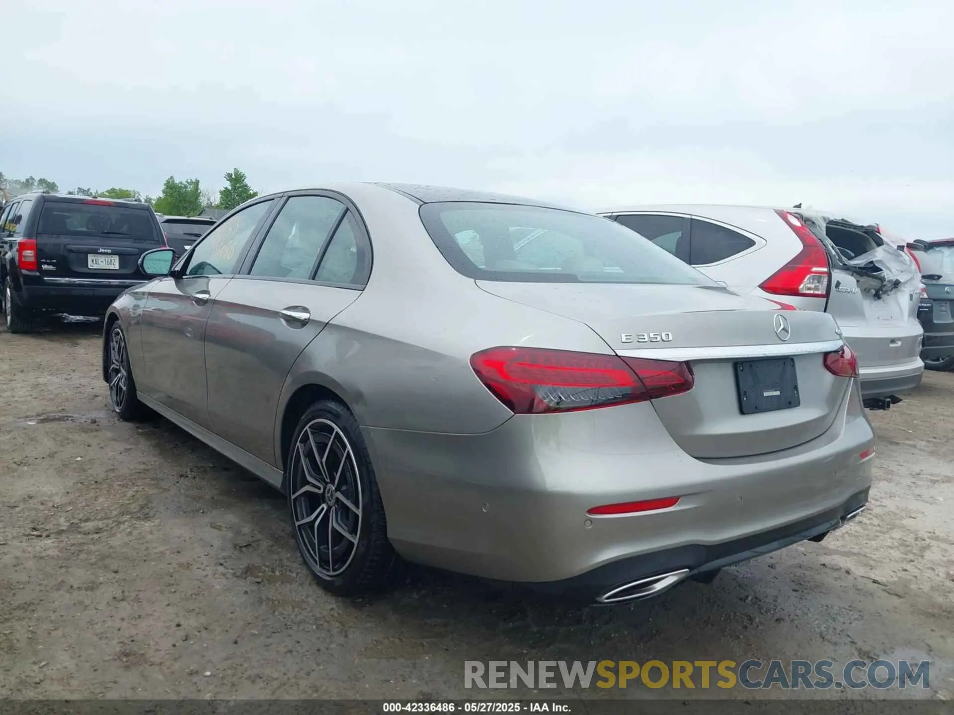 3 fotografías del automóvil dañado W1KZF8EB7MA897581 MERCEDES-BENZ E 350 2021