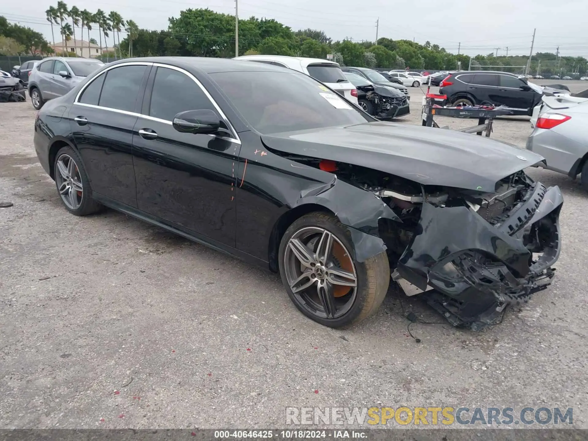 1 fotografías del automóvil dañado W1KZF8DB0NB093703 MERCEDES-BENZ E 350 2022
