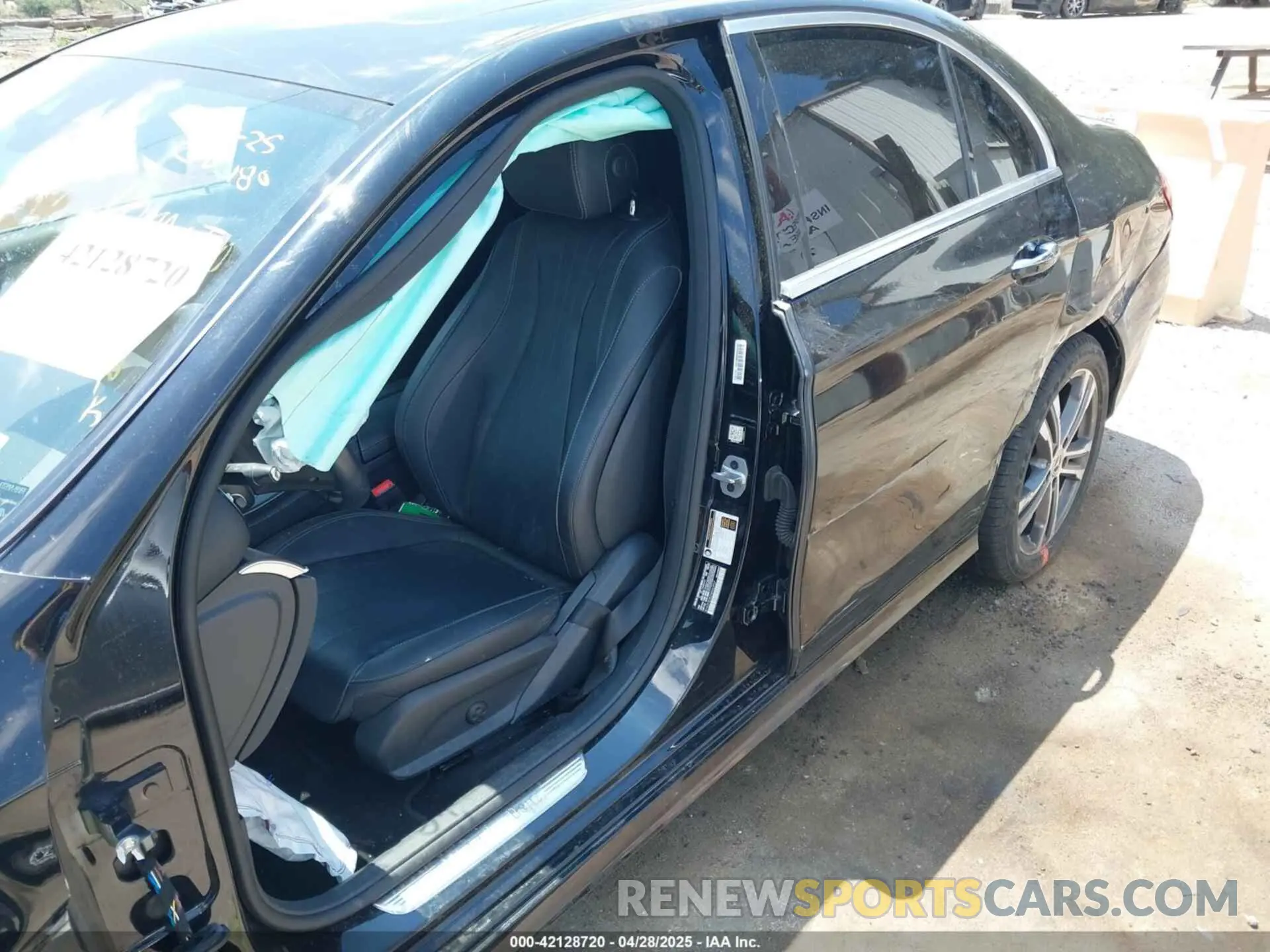 17 fotografías del automóvil dañado W1KZF8DB2NB063957 MERCEDES-BENZ E 350 2022