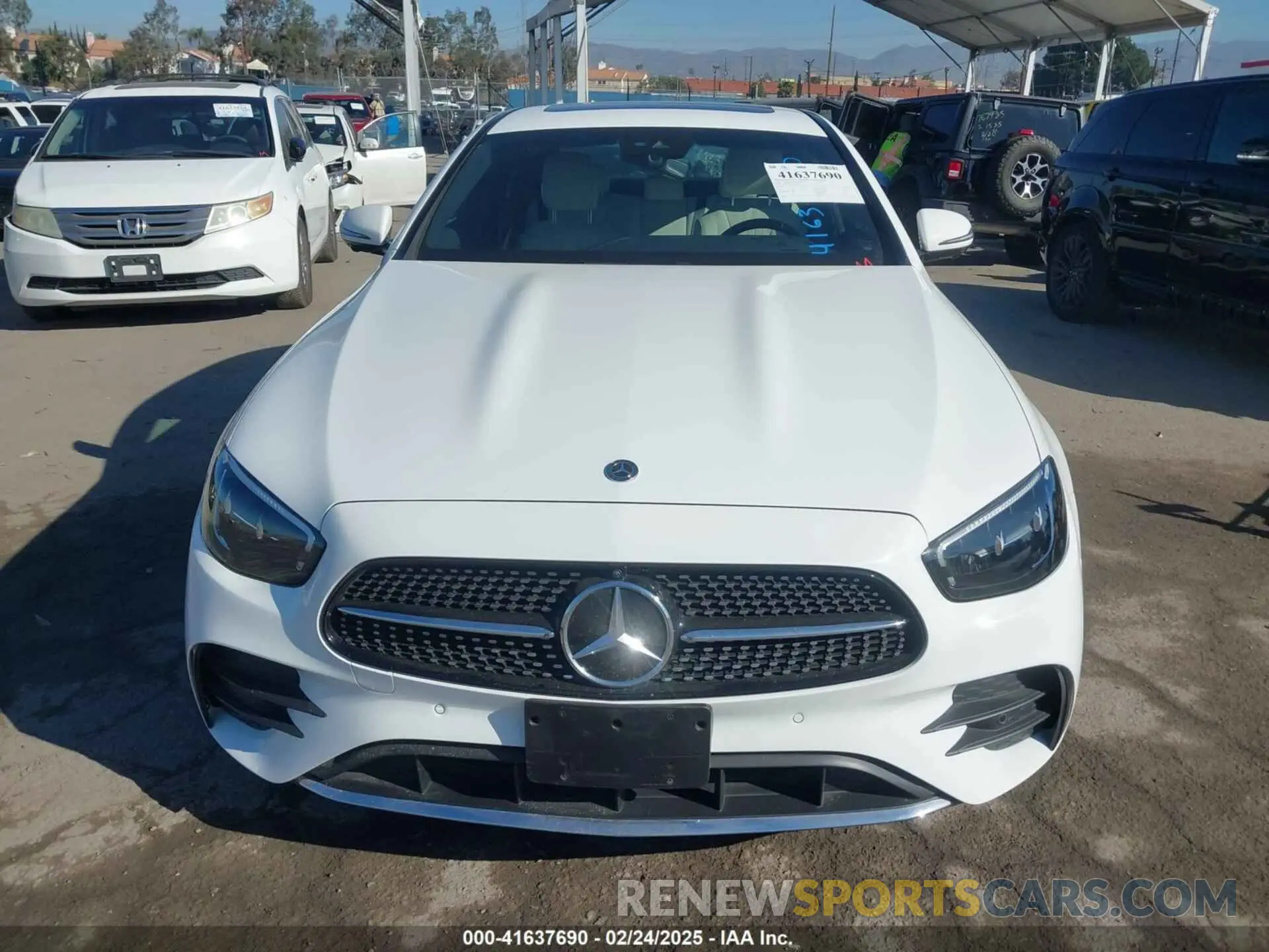 12 fotografías del automóvil dañado W1KZF8DB2NB080239 MERCEDES-BENZ E 350 2022