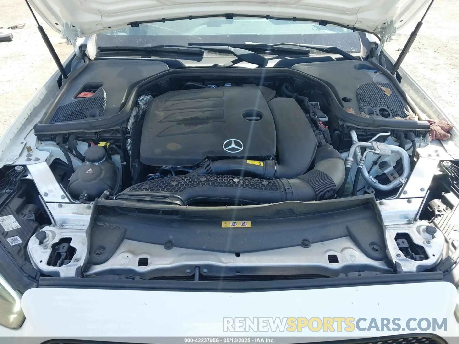 10 fotografías del automóvil dañado W1KZF8DB9NB022628 MERCEDES-BENZ E 350 2022