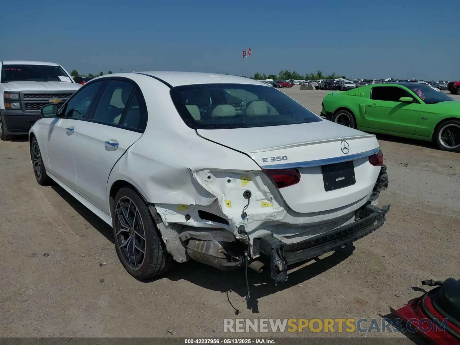 6 fotografías del automóvil dañado W1KZF8DB9NB022628 MERCEDES-BENZ E 350 2022