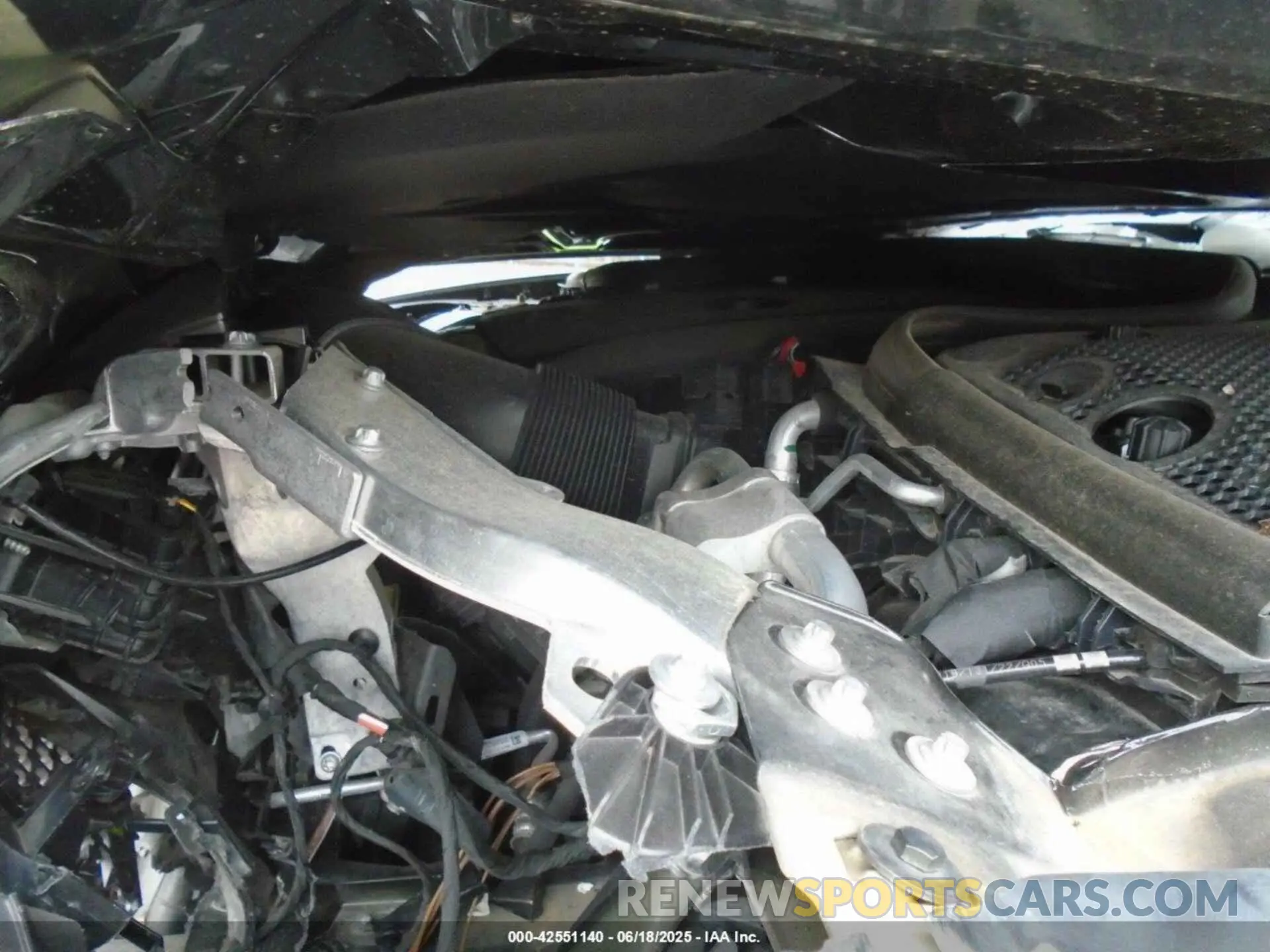 10 fotografías del automóvil dañado W1KZF8DB9NB097118 MERCEDES-BENZ E 350 2022