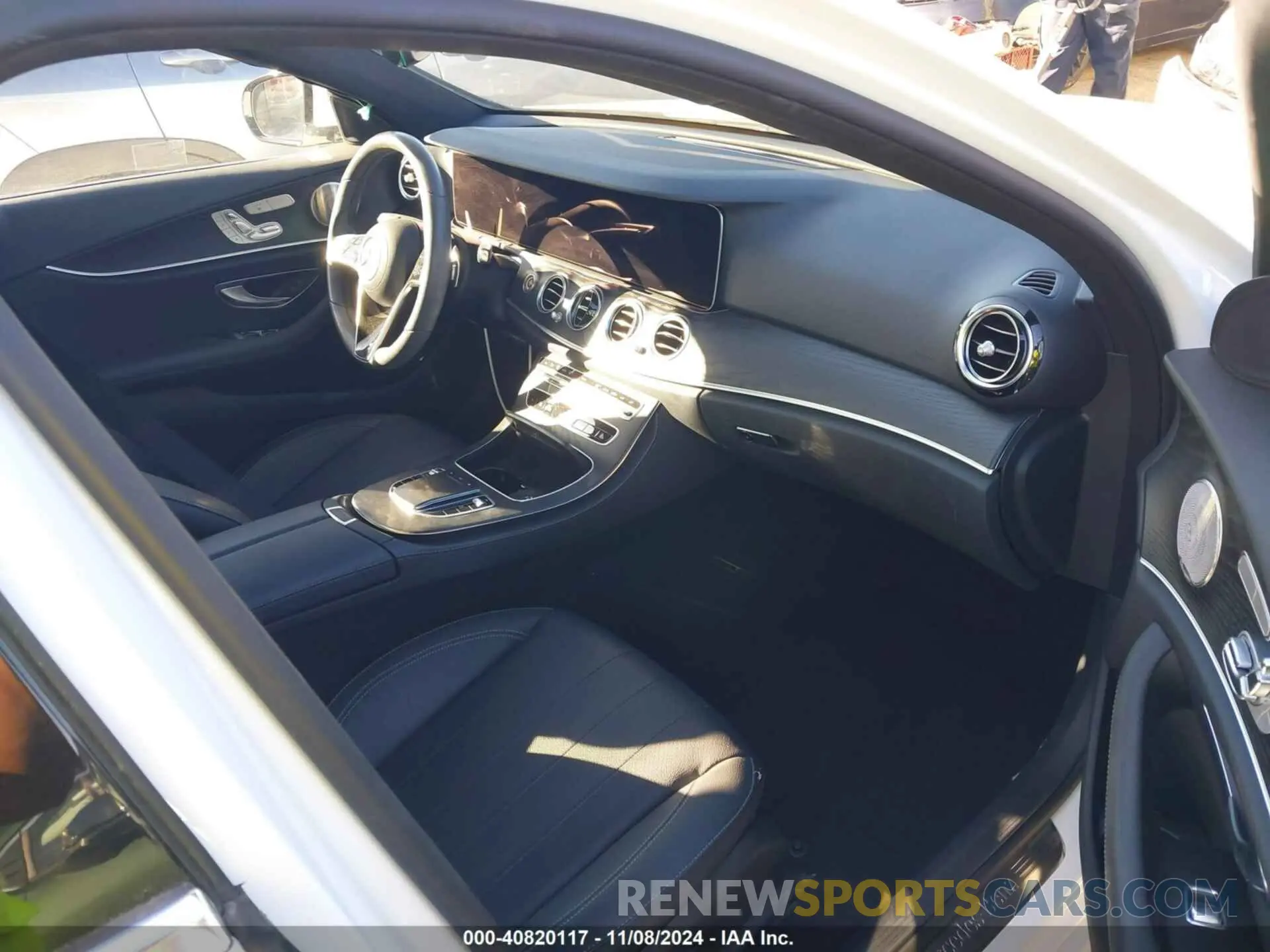 5 fotografías del automóvil dañado W1KZF8EB3PB108969 MERCEDES-BENZ E 350 2023