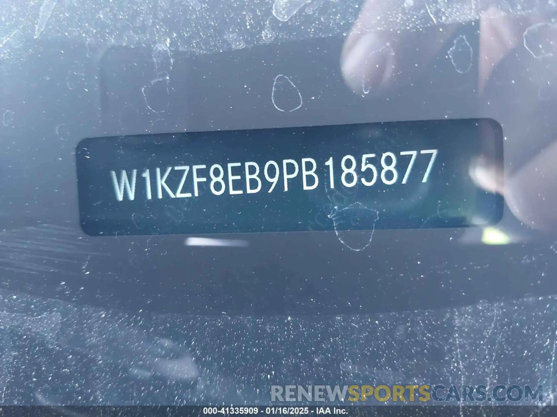 17 fotografías del automóvil dañado W1KZF8EB9PB185877 MERCEDES-BENZ E 350 2023