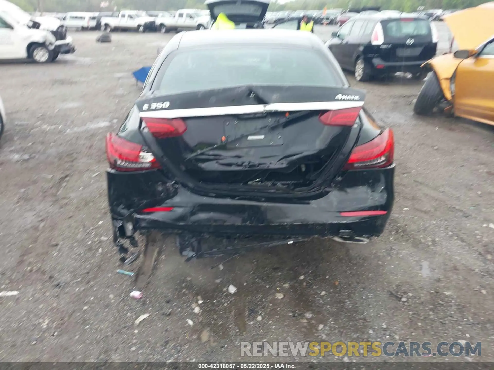 16 fotografías del automóvil dañado W1KZF8EBXPB187539 MERCEDES-BENZ E 350 2023