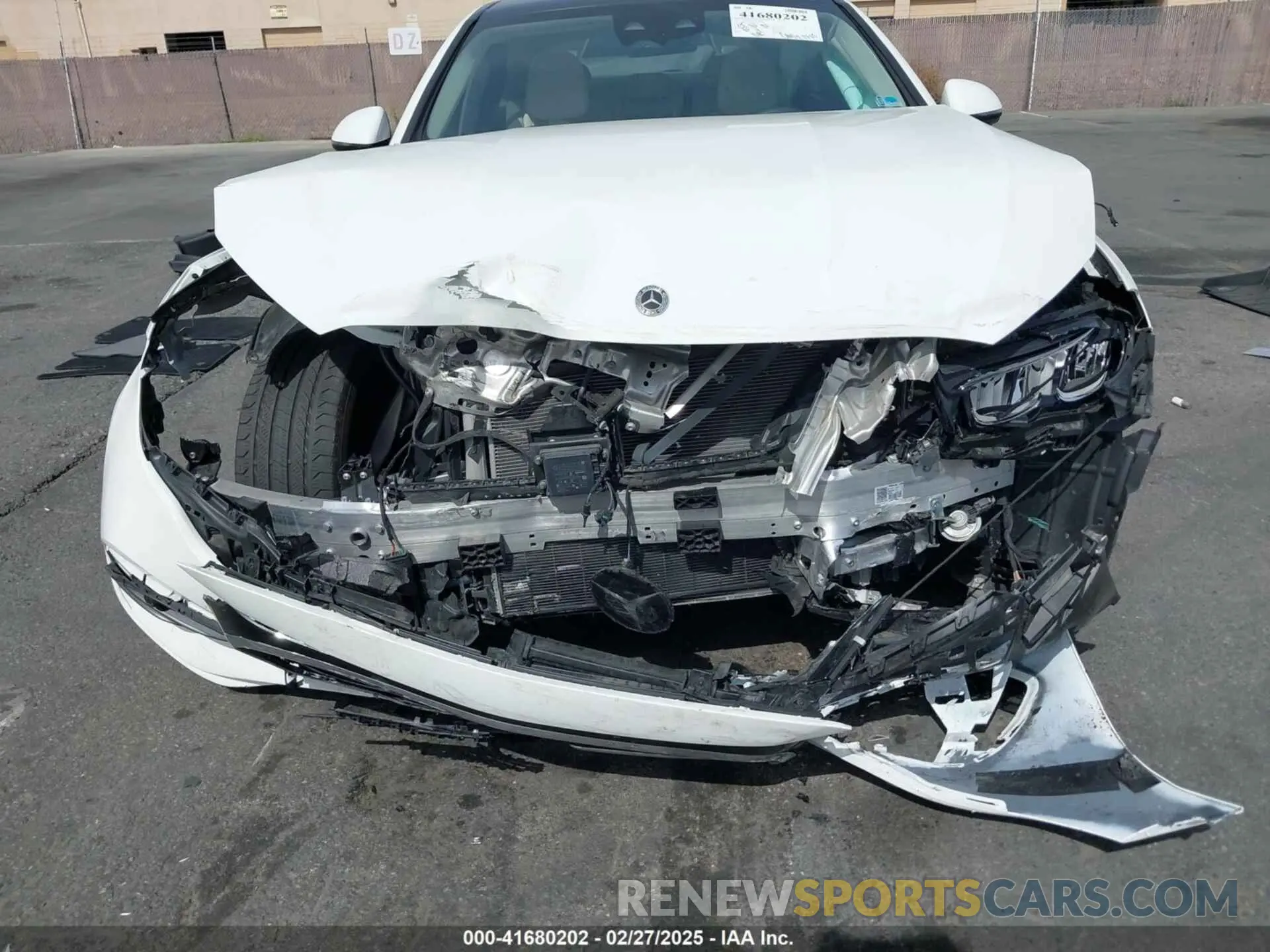 11 fotografías del automóvil dañado W1KLF4HB9RA006076 MERCEDES-BENZ E 350 2024