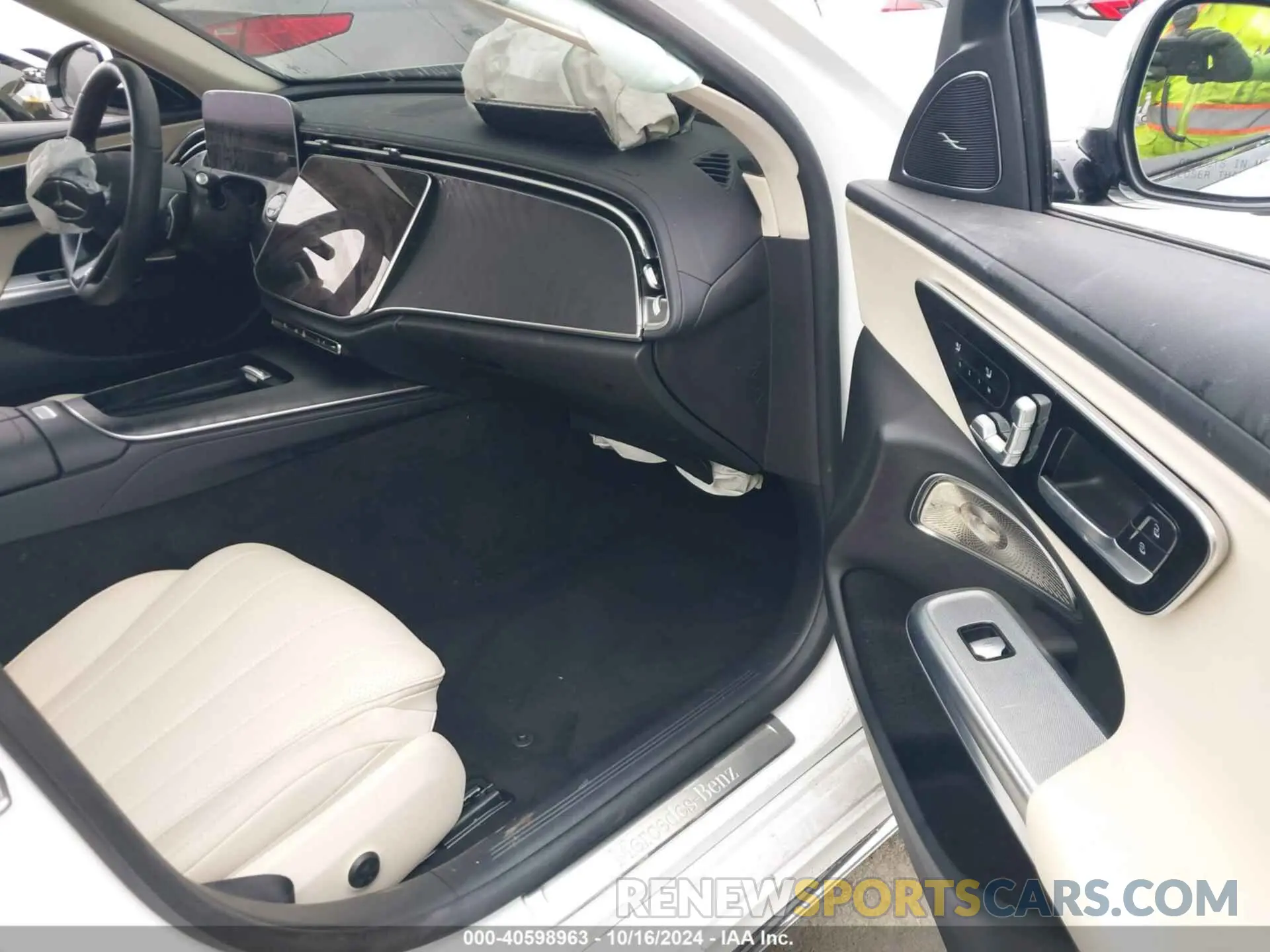 5 fotografías del automóvil dañado W1KLF4HB9RA009205 MERCEDES-BENZ E 350 2024